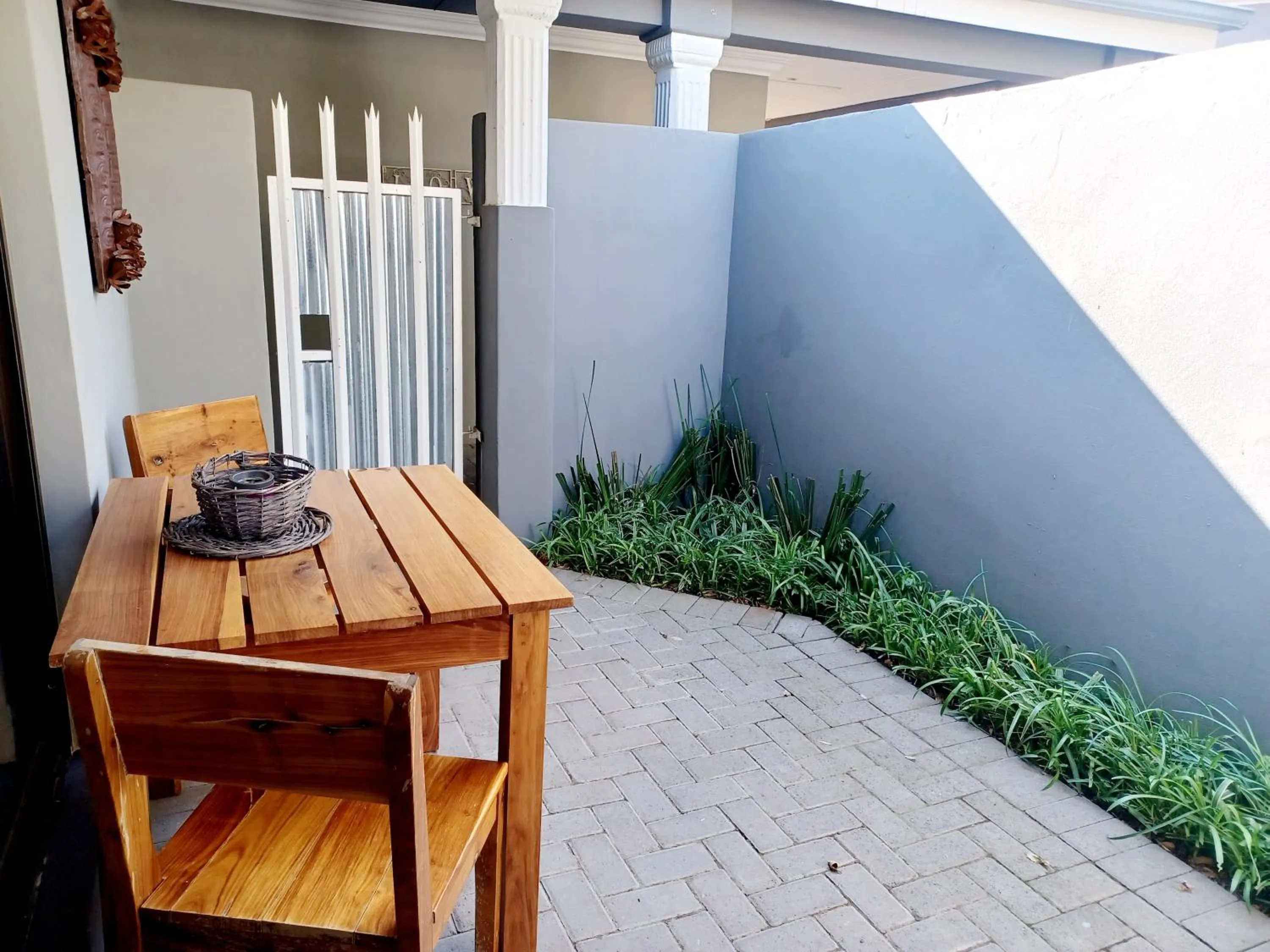 Inner courtyard view in Casa Cara Guest House