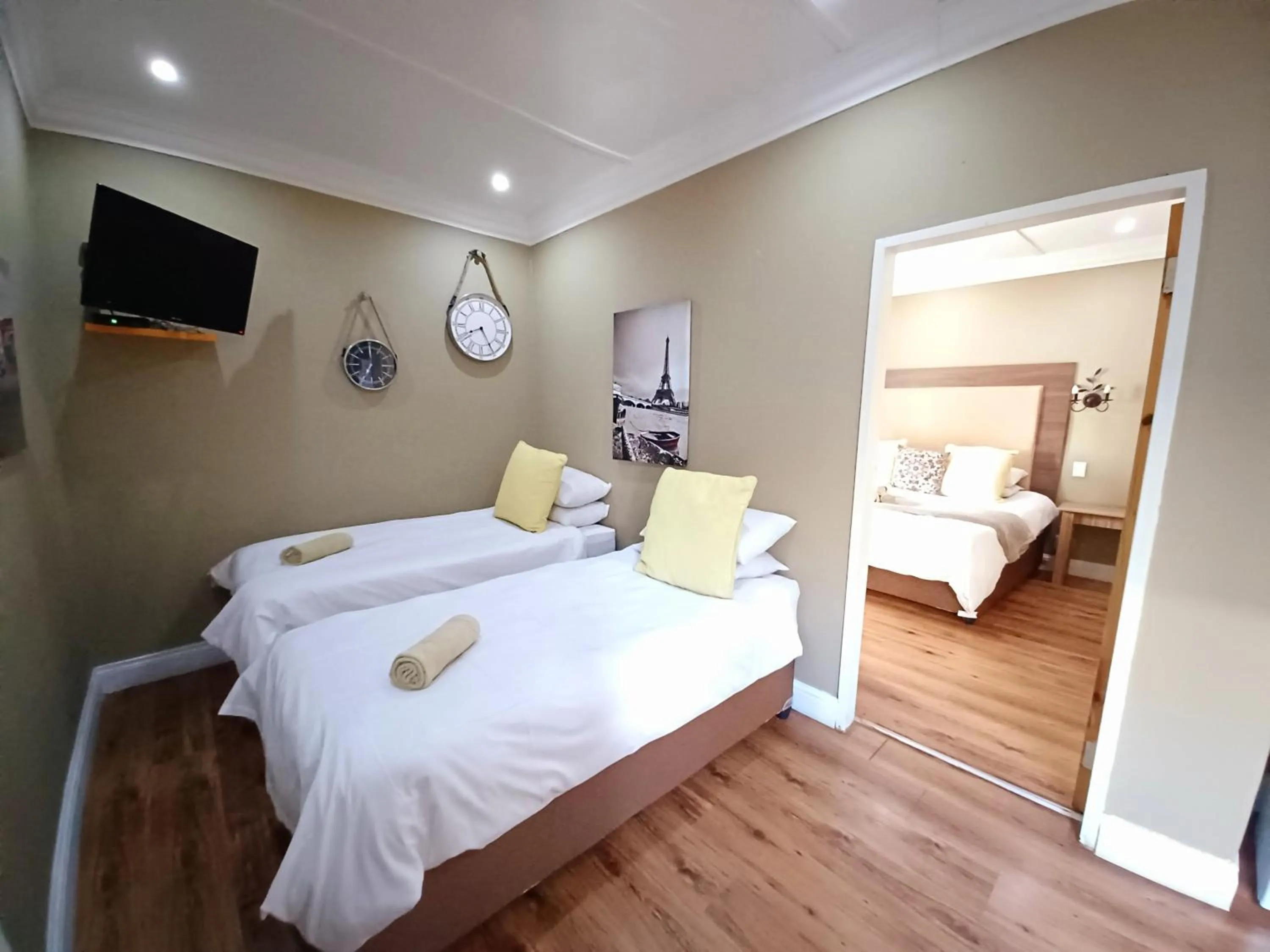 Bedroom, Bed in Casa Cara Guest House