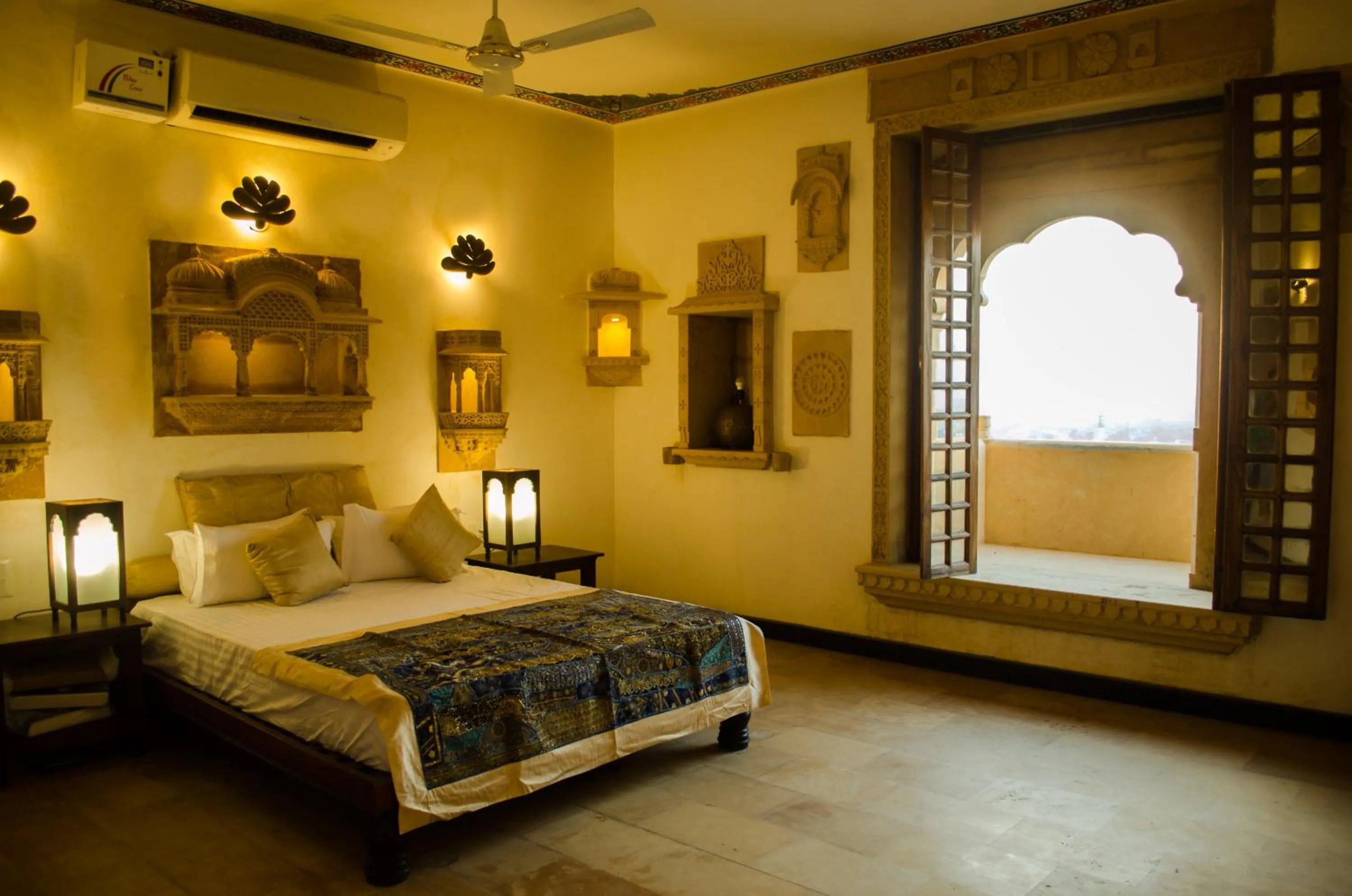 Bed in Fort Villa