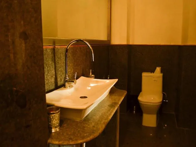 Toilet in Fort Villa