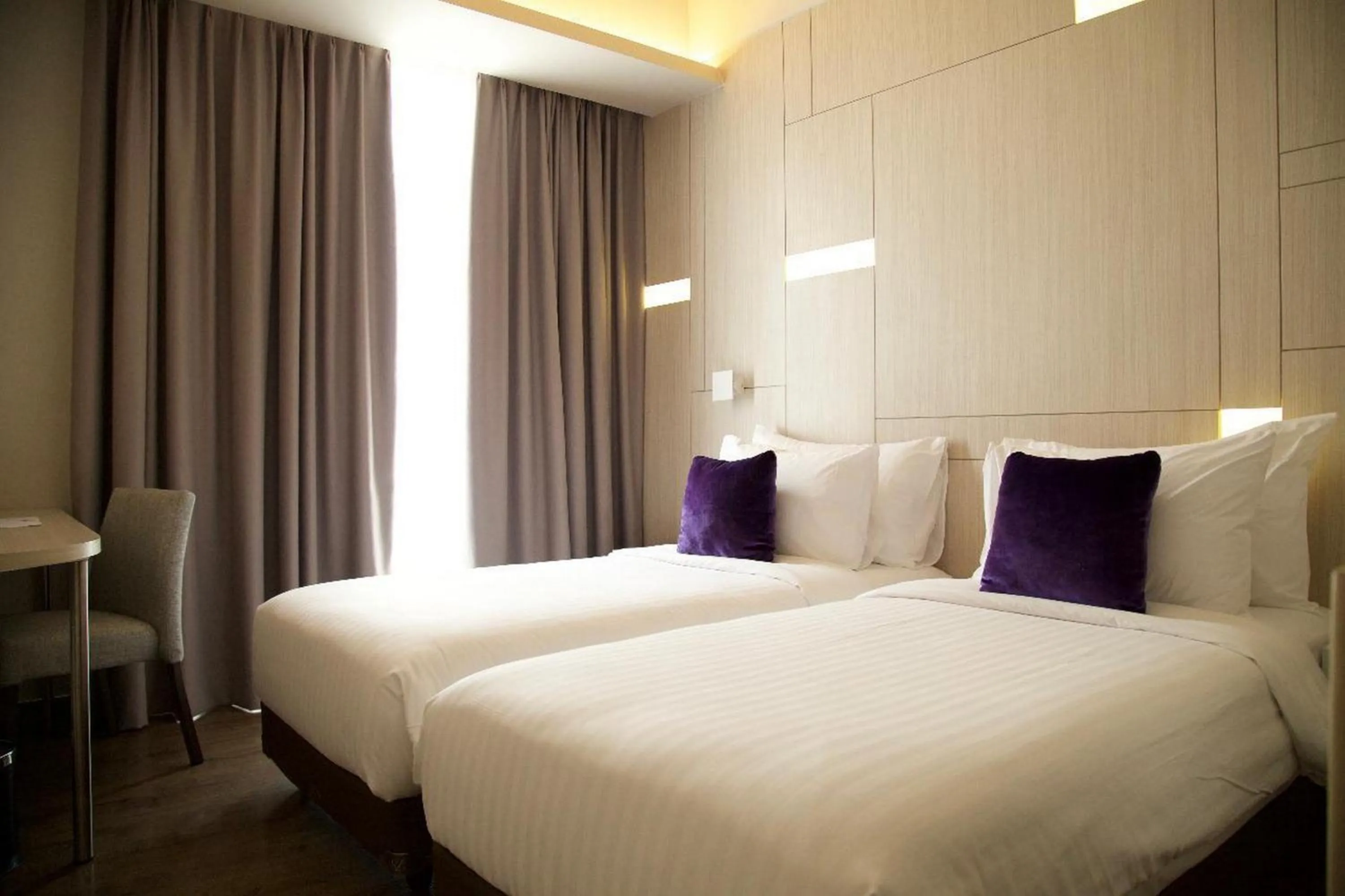 Bedroom, Bed in Swiss-Belinn Cikarang
