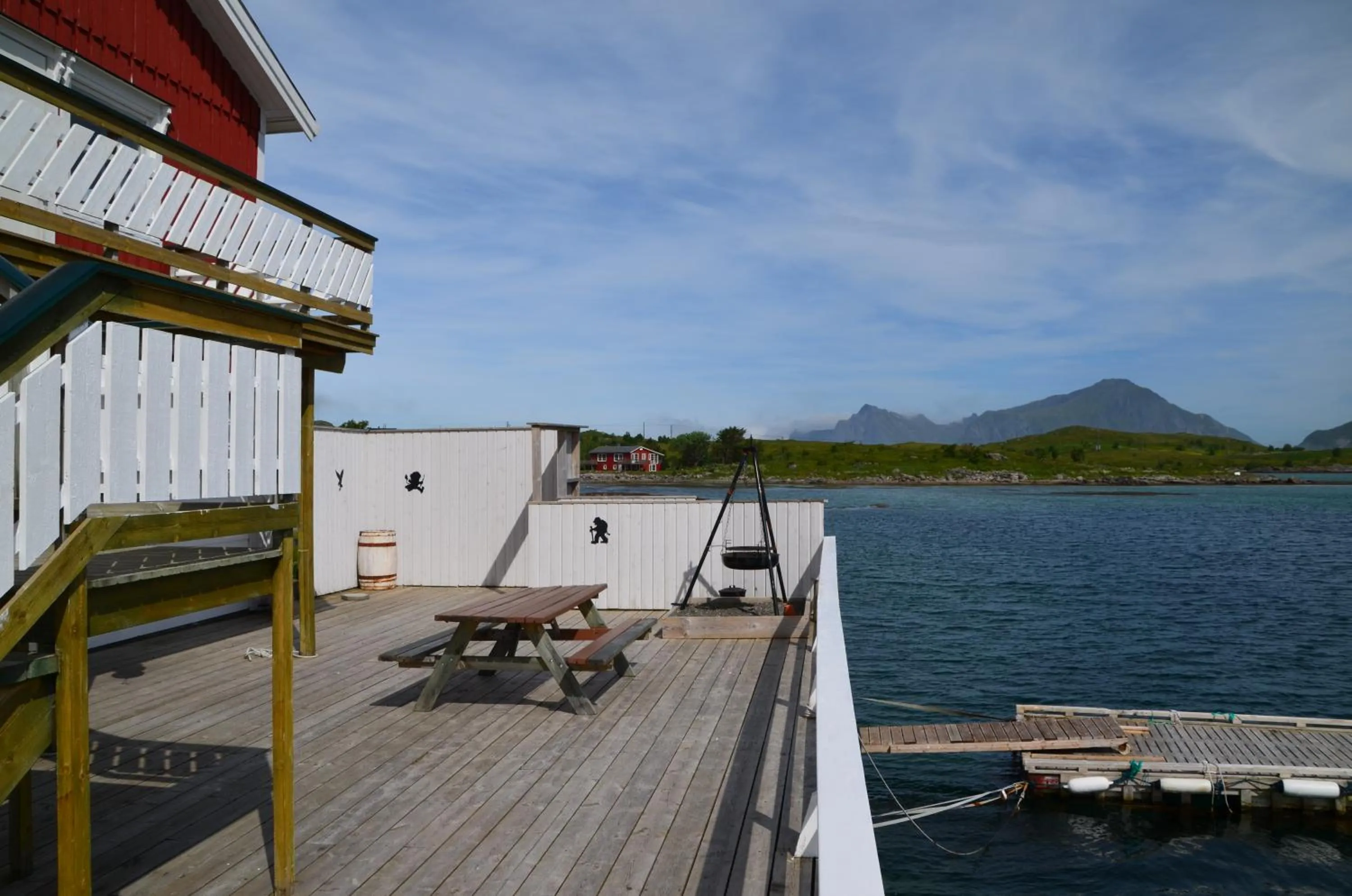 Patio in Lydersen Rorbuer Budget Hostel & Private Apartments