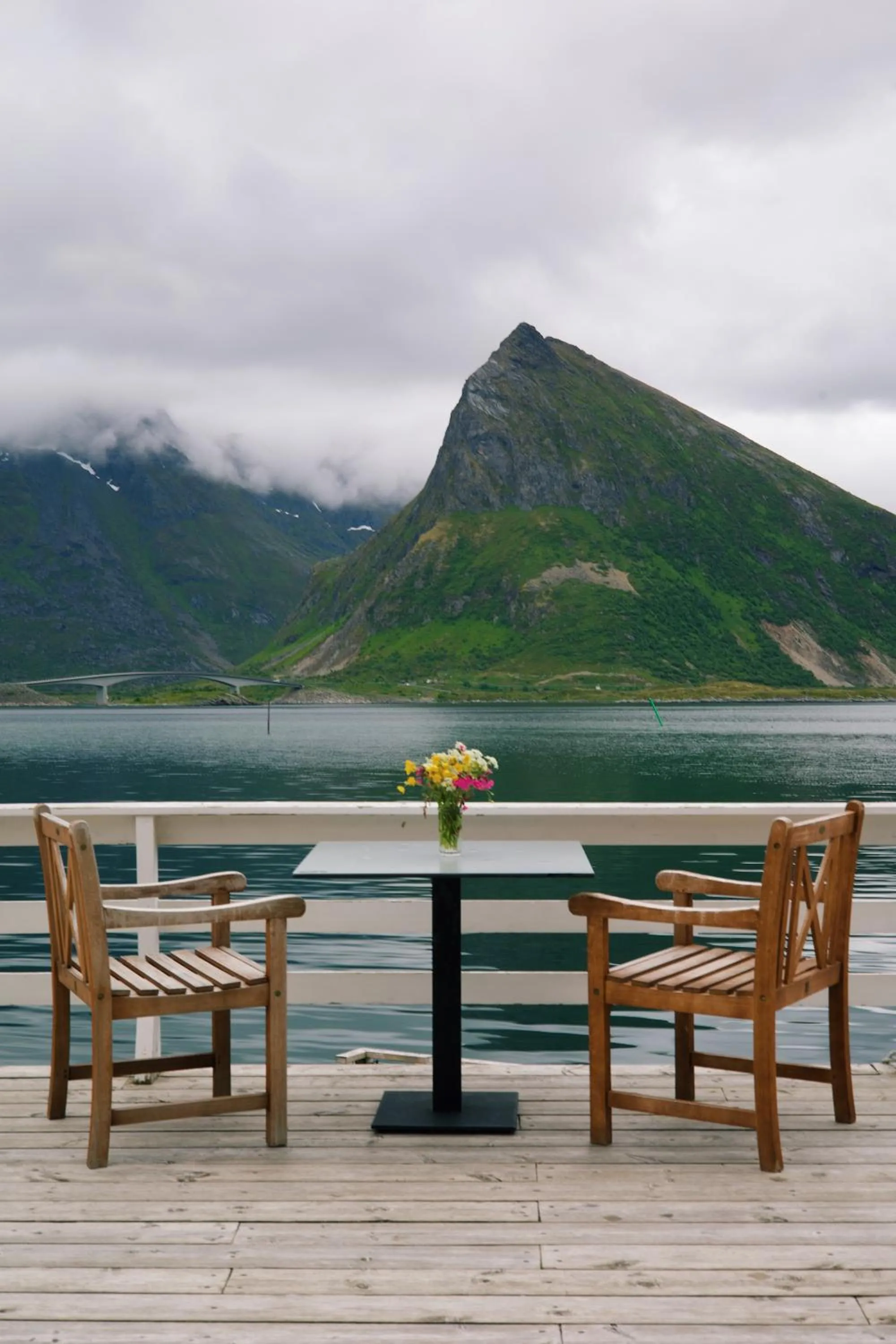 Lydersen Rorbuer Budget Hostel & Private Apartments