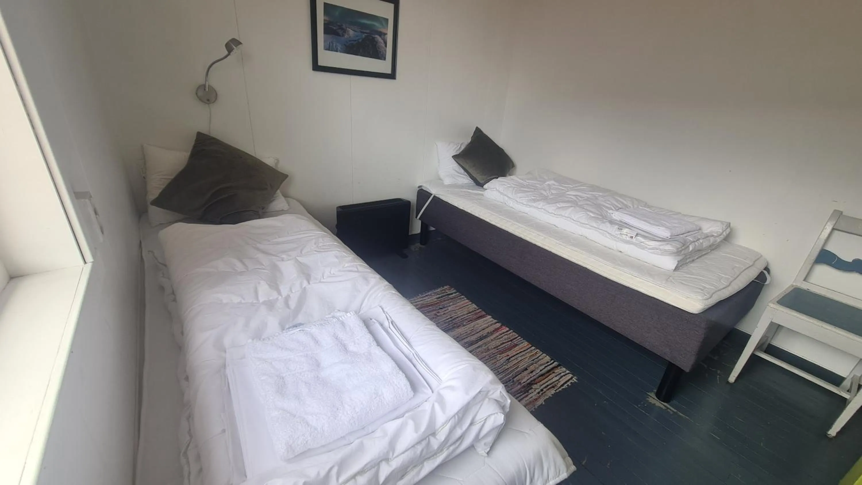 Bed in Lydersen Rorbuer Budget Hostel & Private Apartments