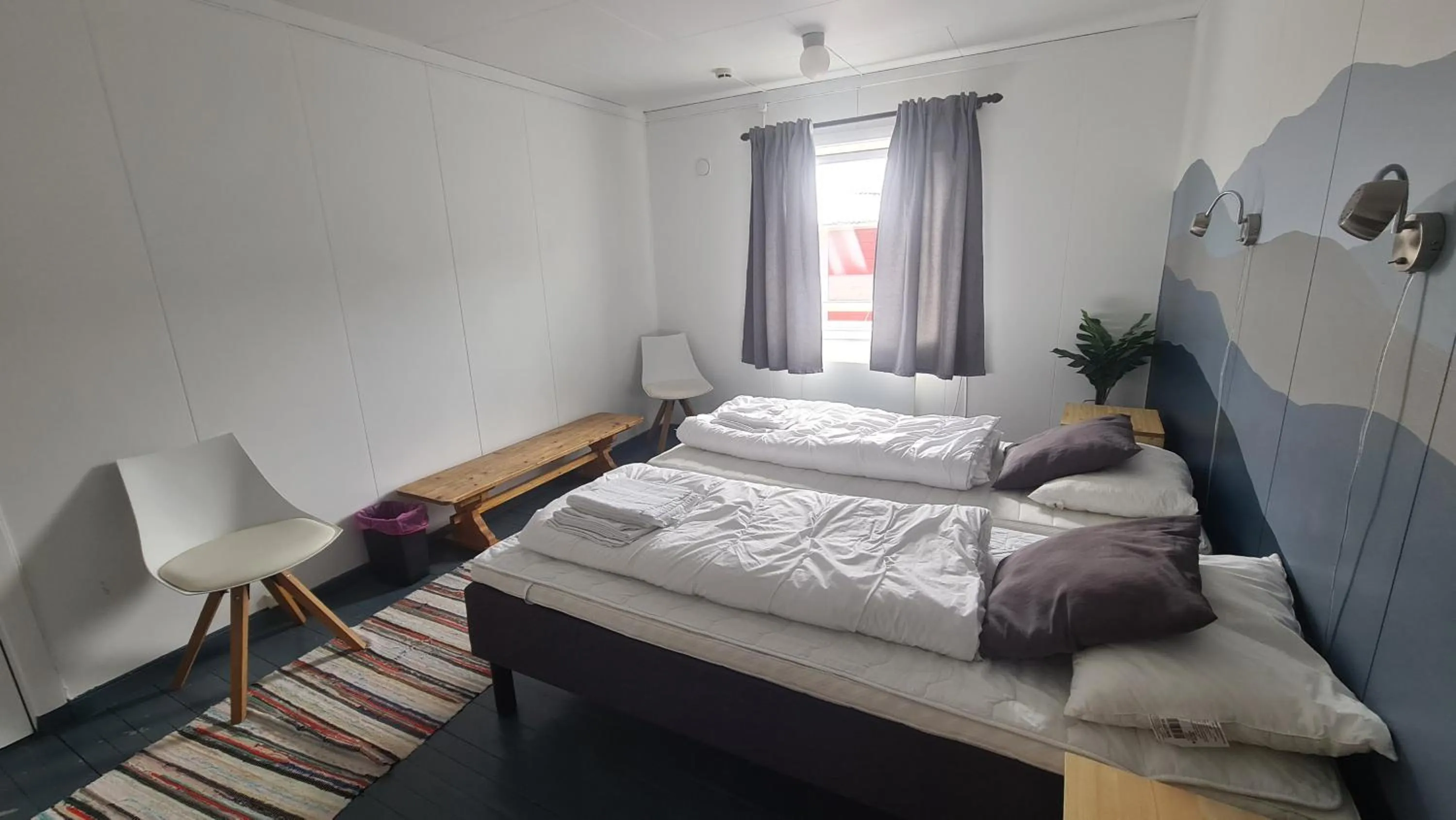 Bed in Lydersen Rorbuer Budget Hostel & Private Apartments