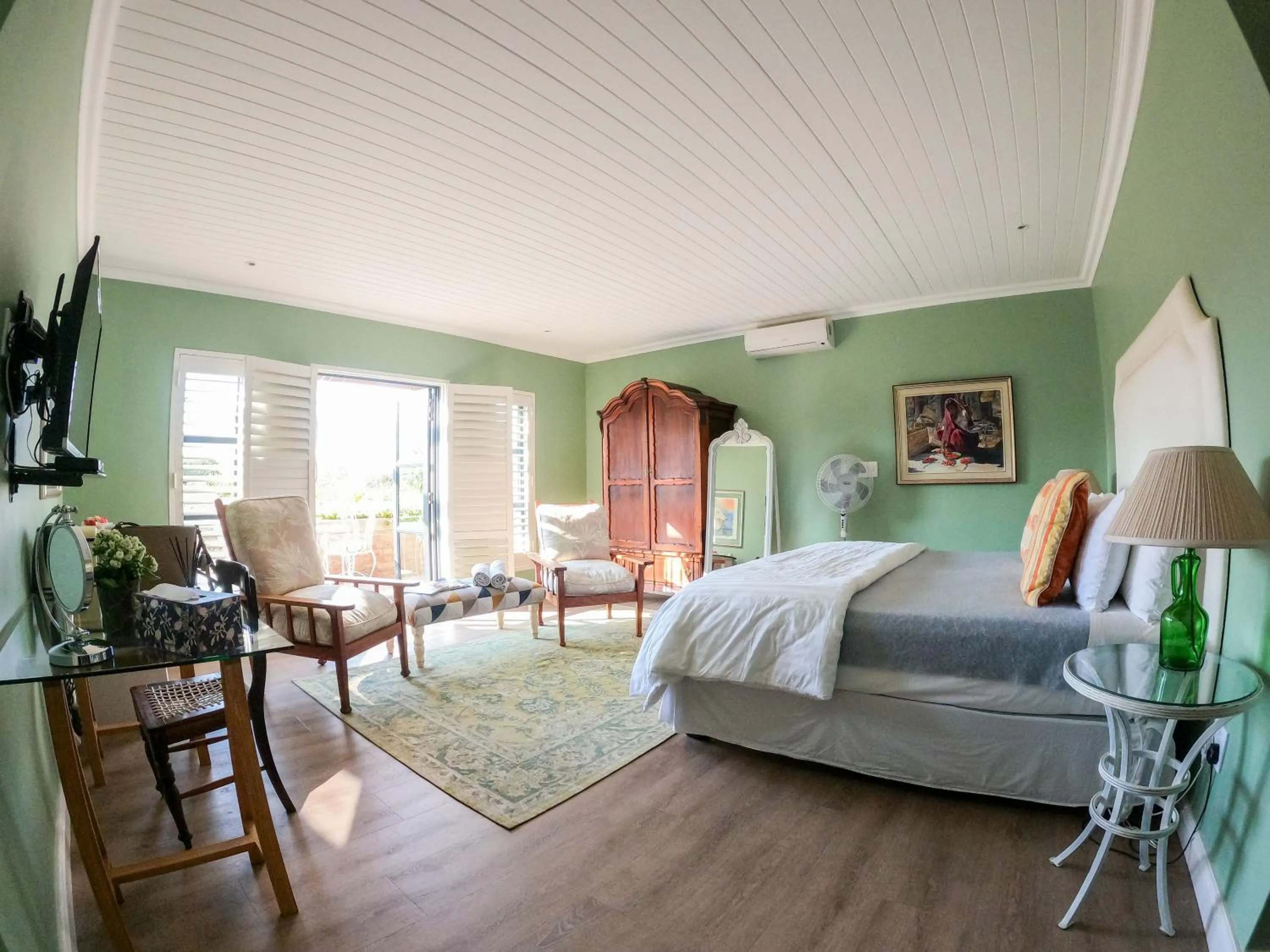 Bed in Vineyard Views Country House