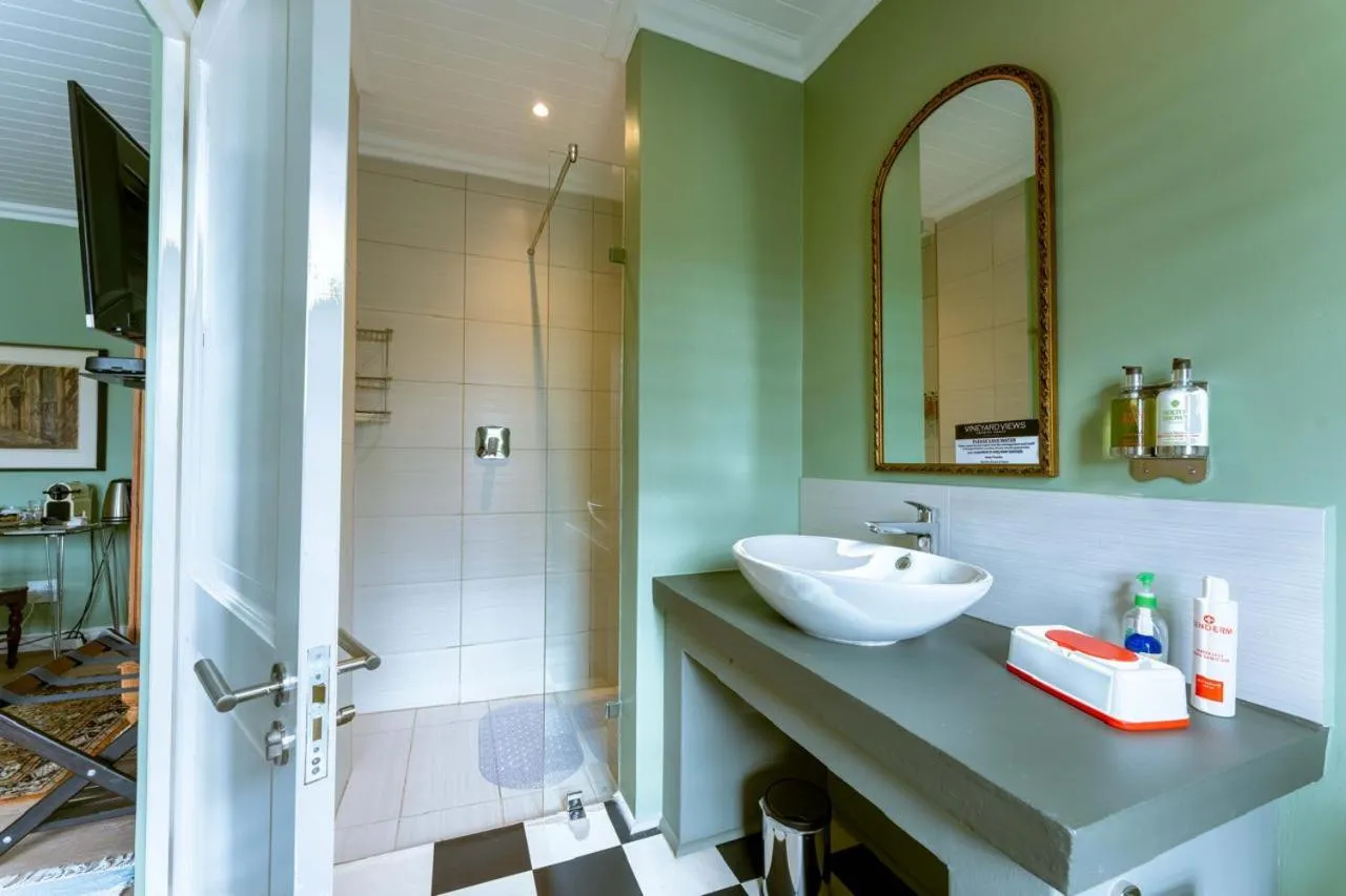 Vineyard Views Country House