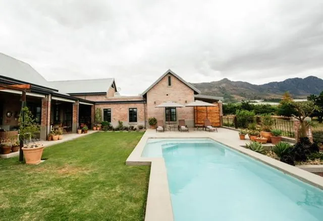 Vineyard Views Country House