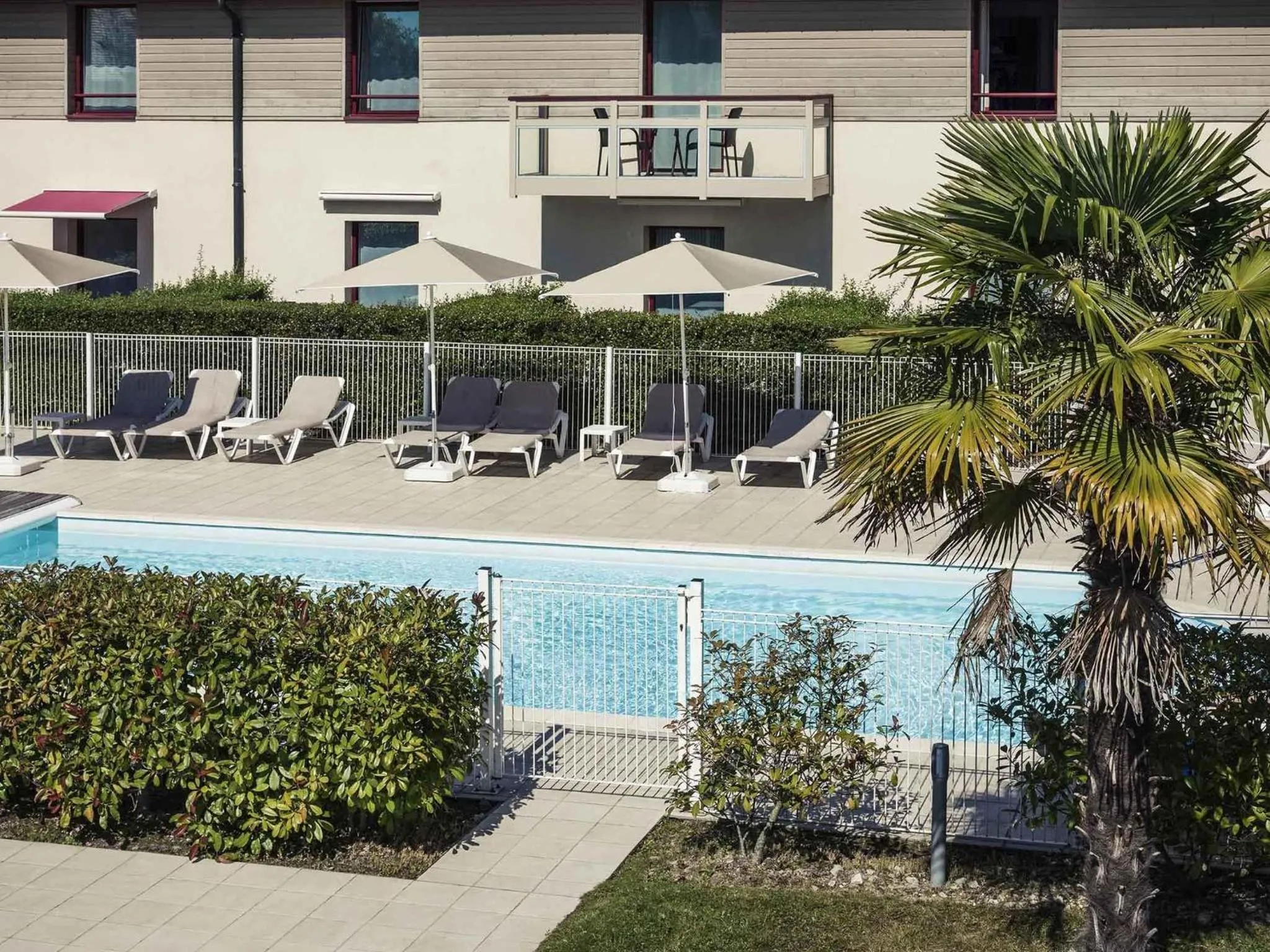 Property building in Mercure Dinan Port Le Jerzual