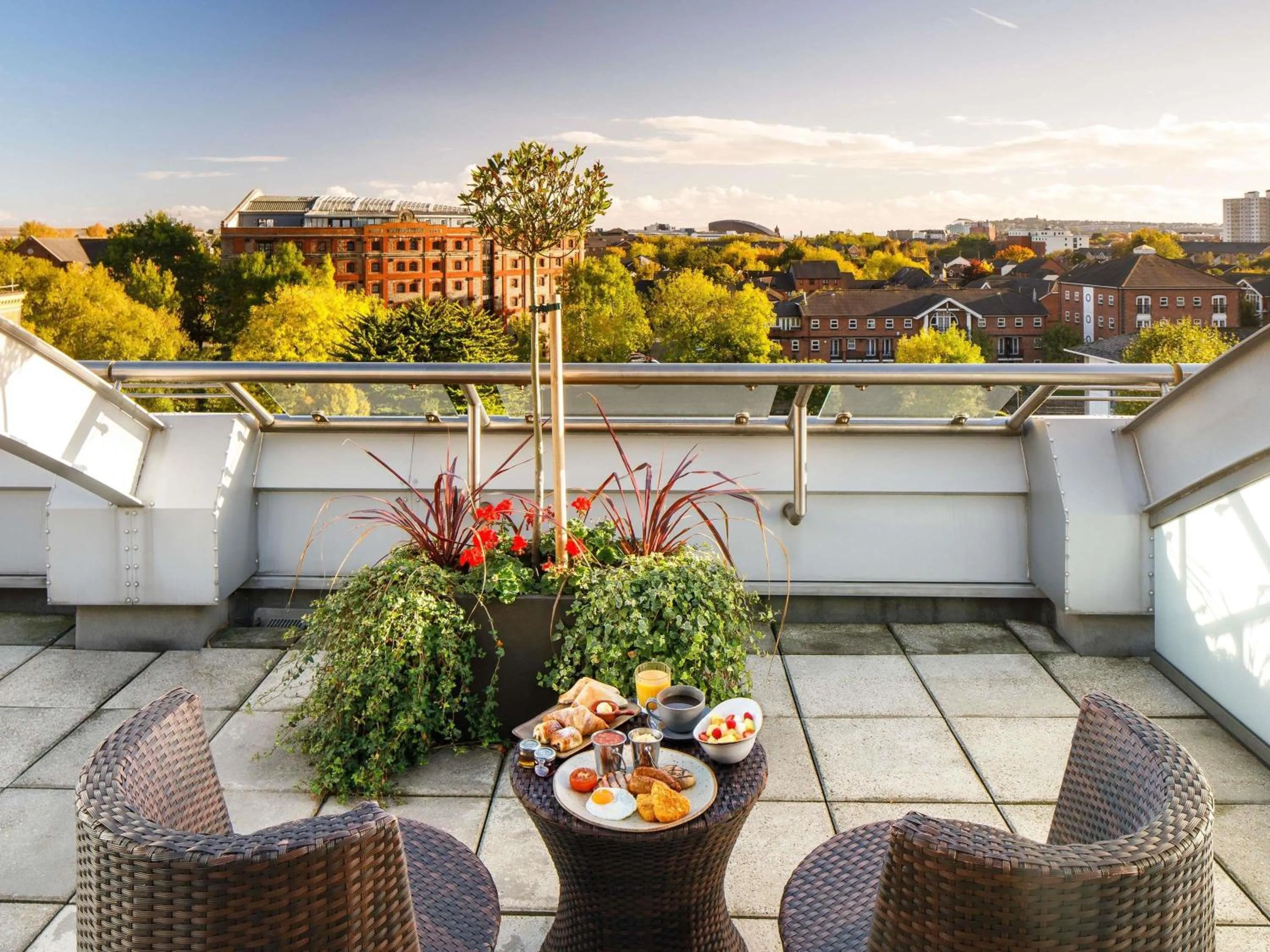 Bedroom in Novotel Cardiff Centre