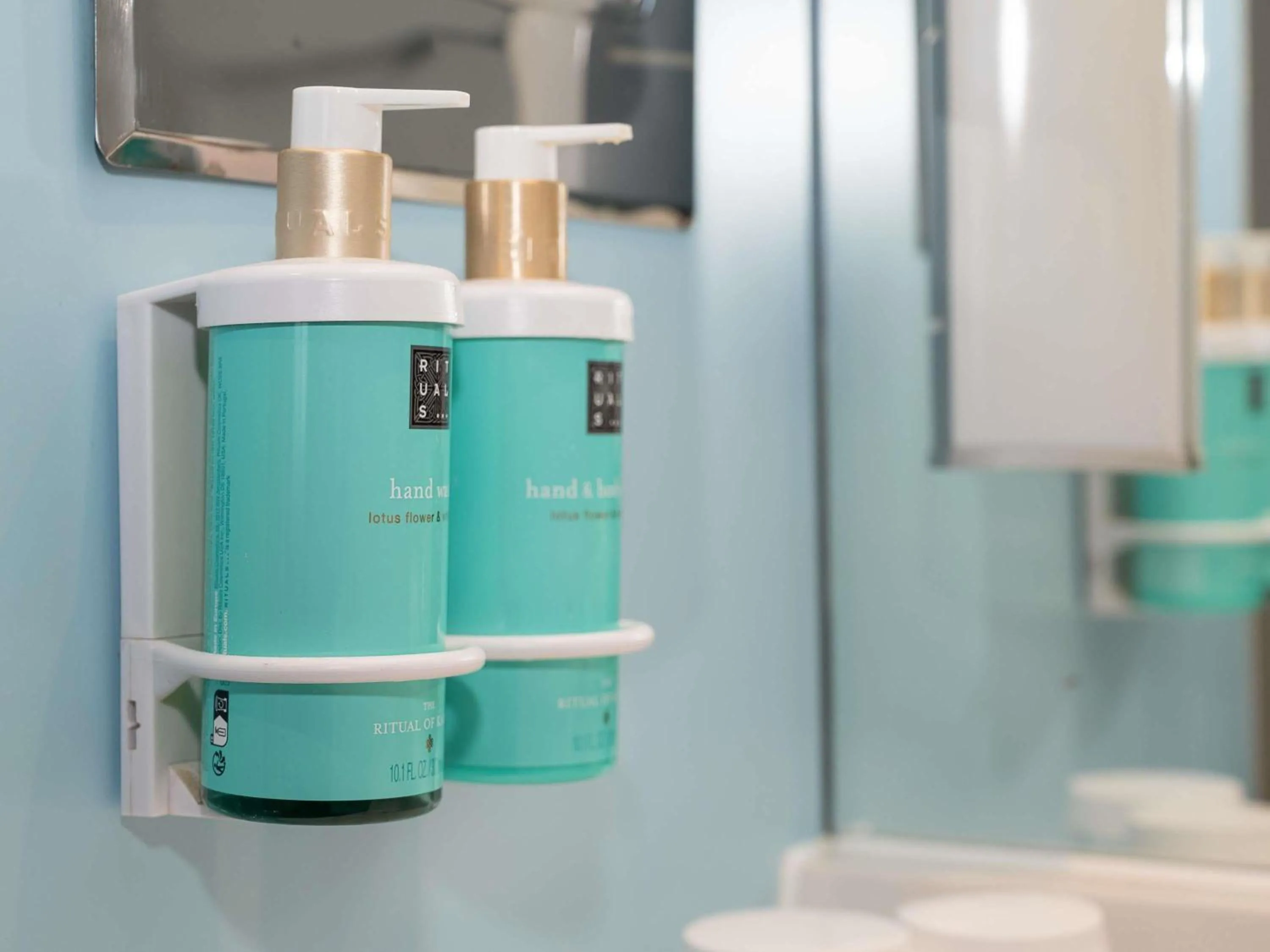 Bedroom in Novotel Cardiff Centre