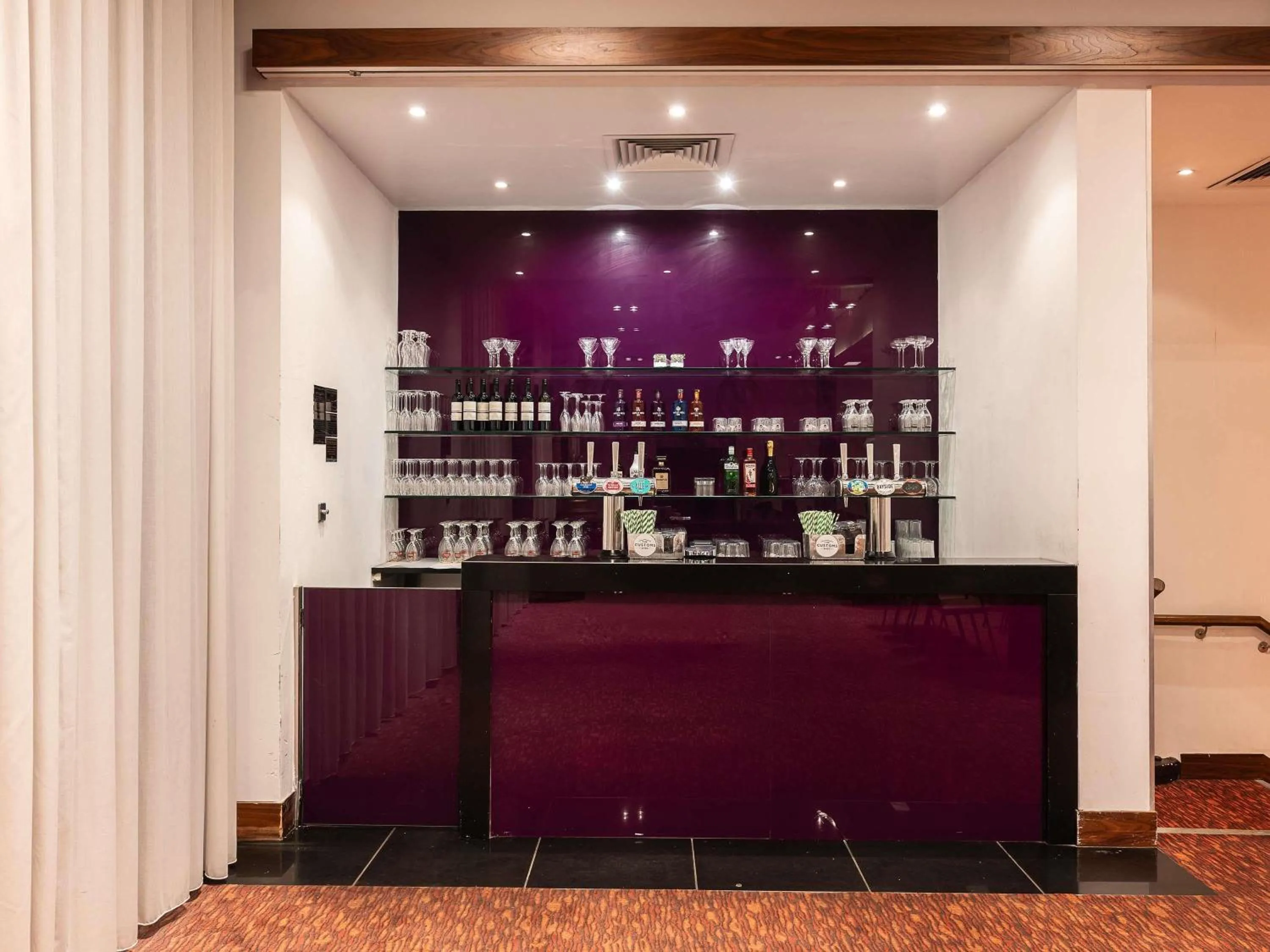 Meeting/conference room in Novotel Cardiff Centre