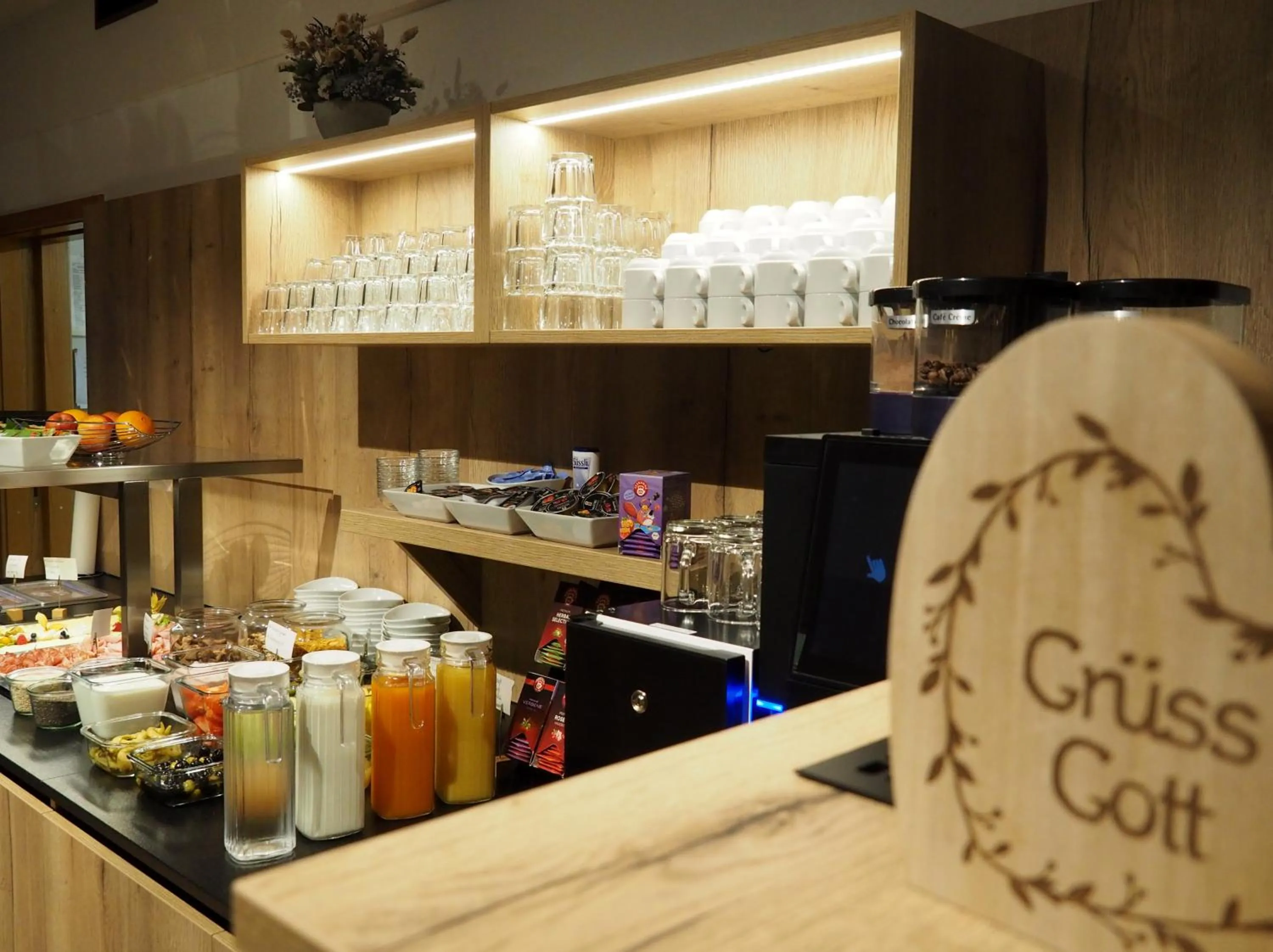 Breakfast in Gasthof Hotel Esterer