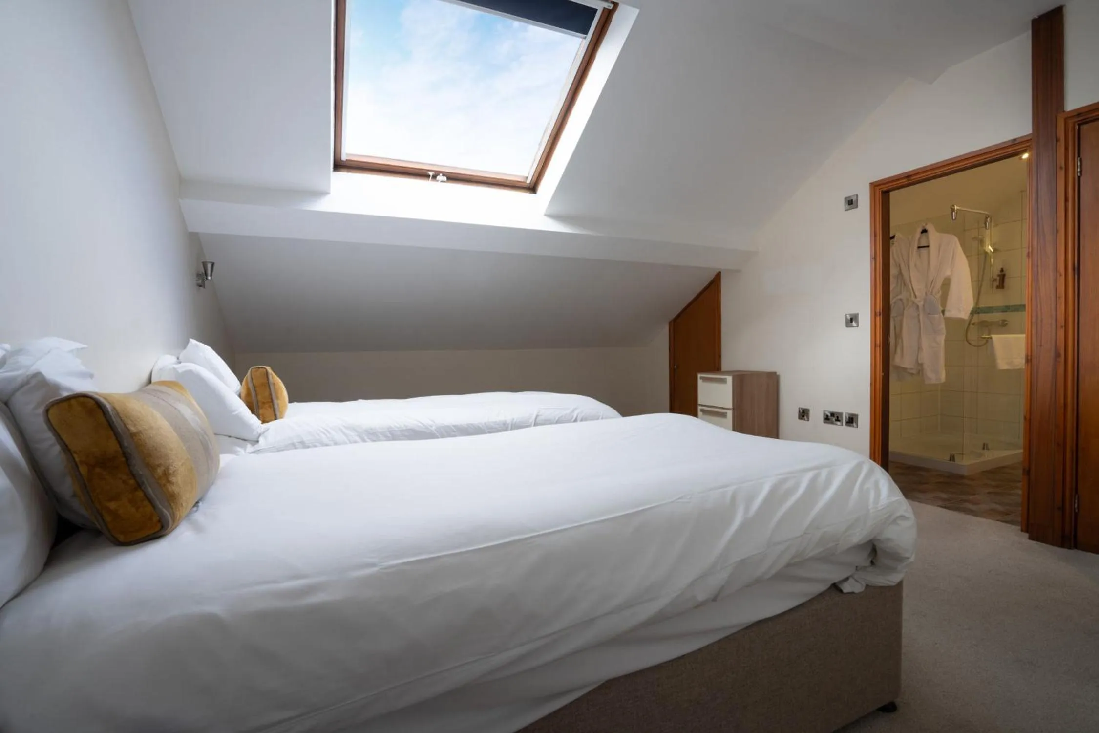 Bedroom, Bed in Rendezvous At Skipton