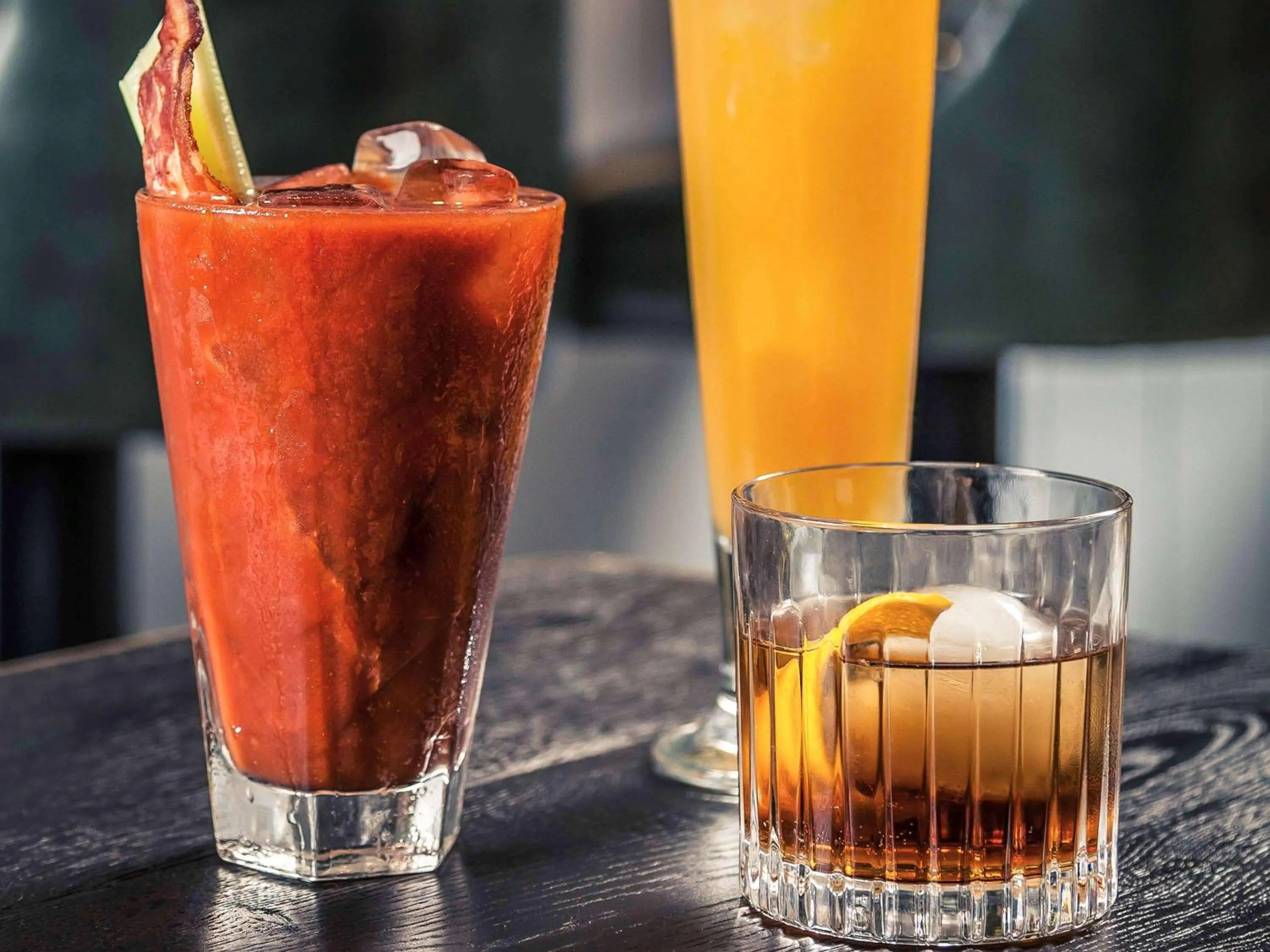 Lounge or bar, Drinks in Mercure Brigstow Bristol