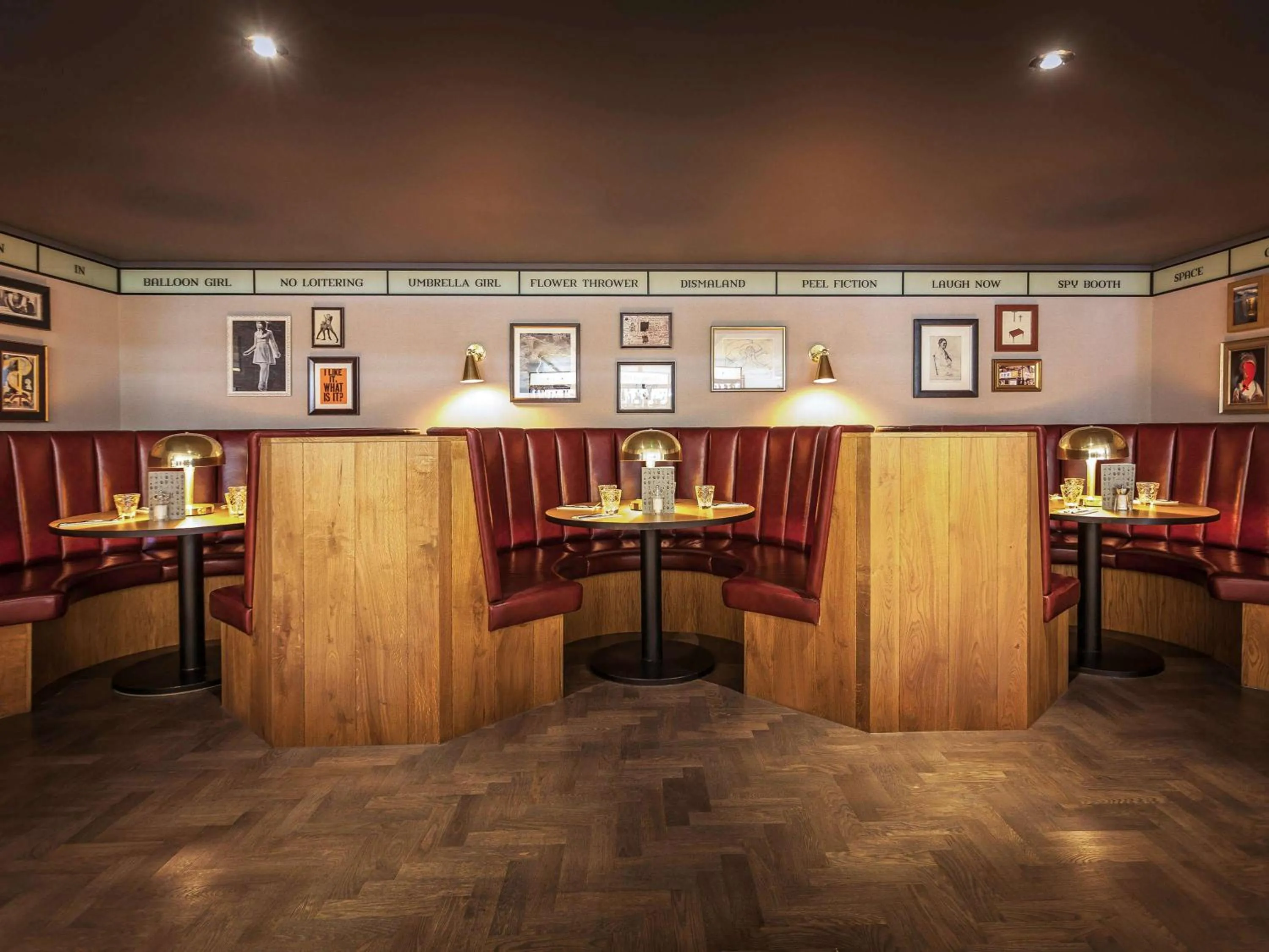 Restaurant/places to eat in Mercure Brigstow Bristol