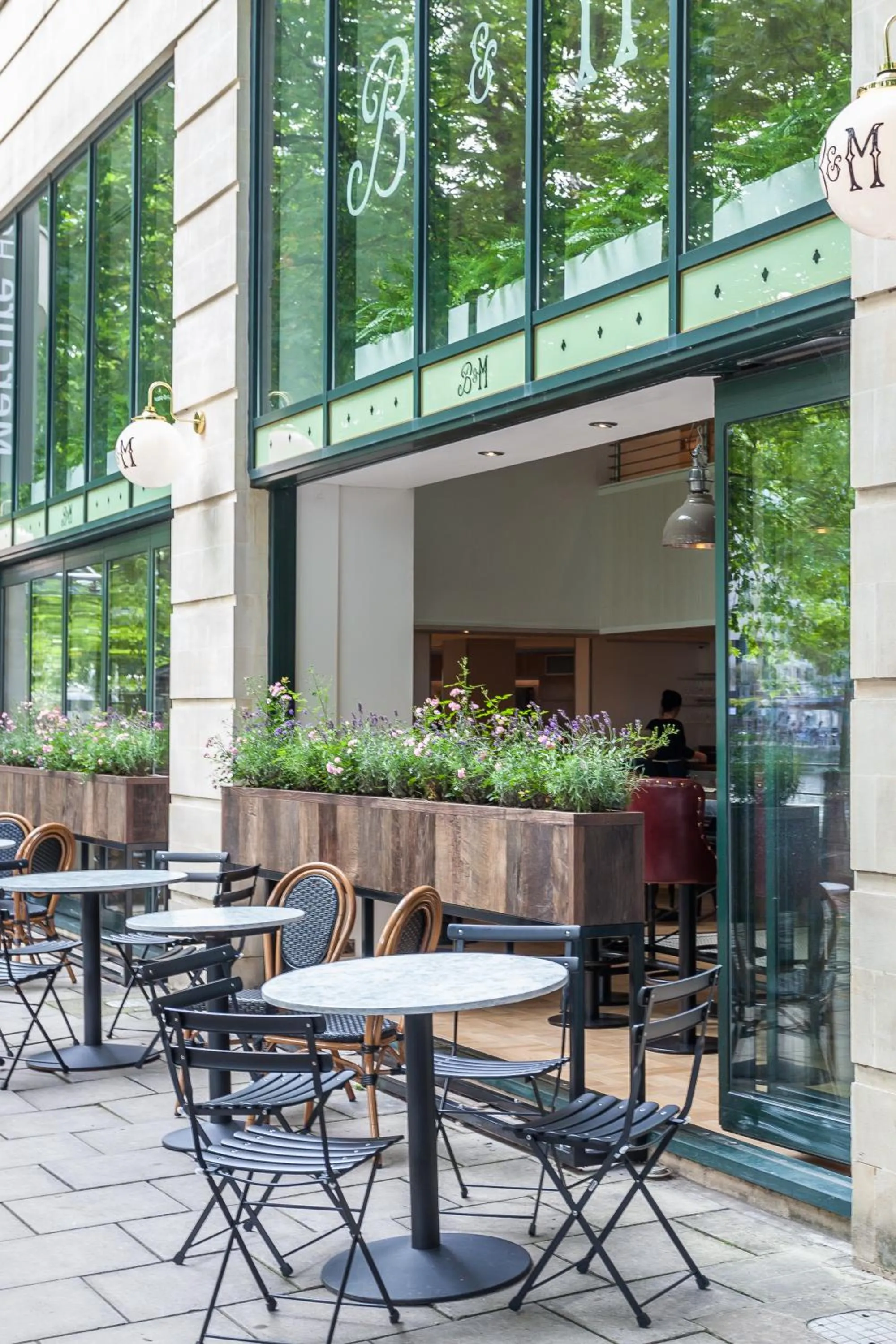 Facade/entrance, Restaurant/Places to Eat in Mercure Brigstow Bristol