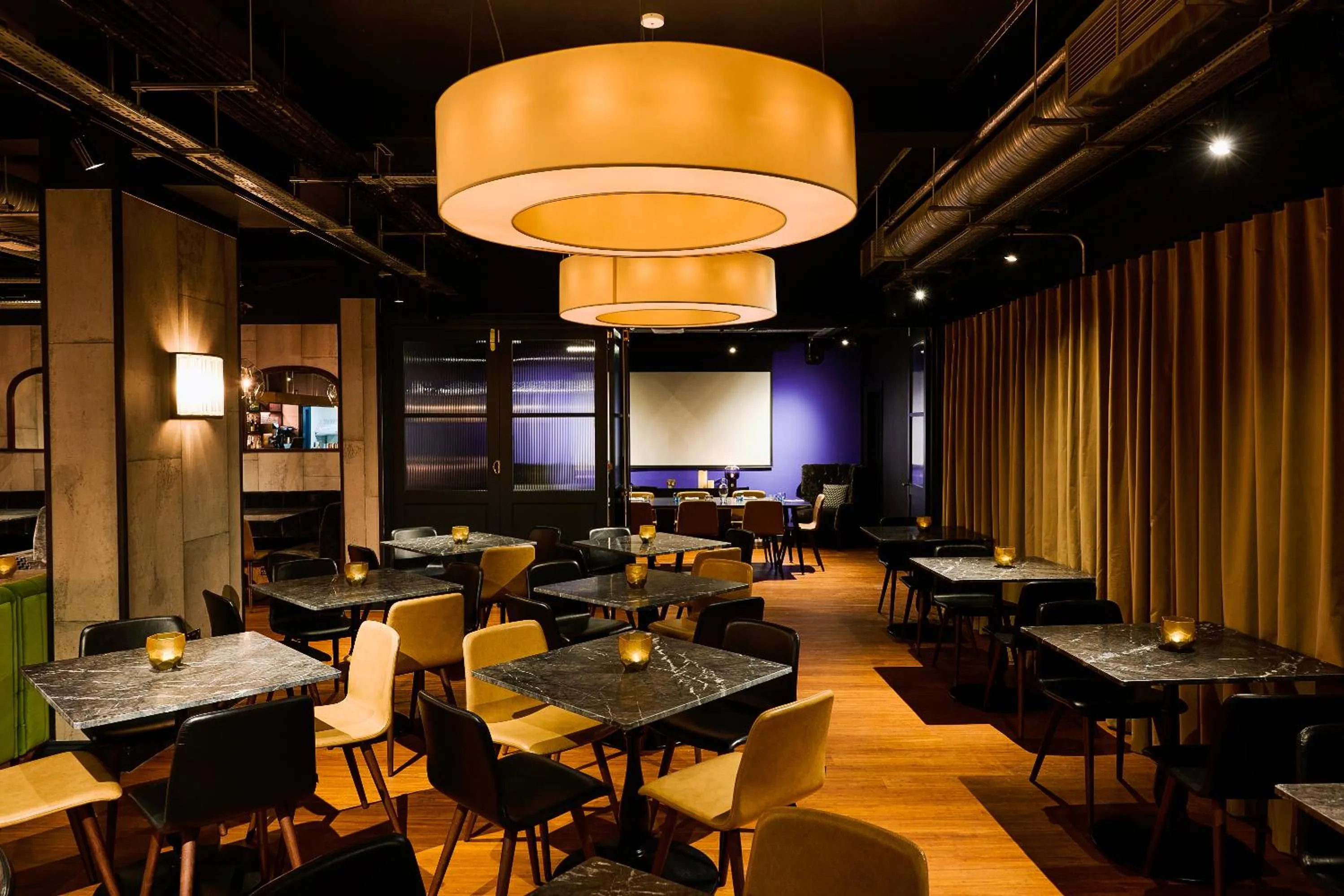 Lounge or bar in The Chamberlain