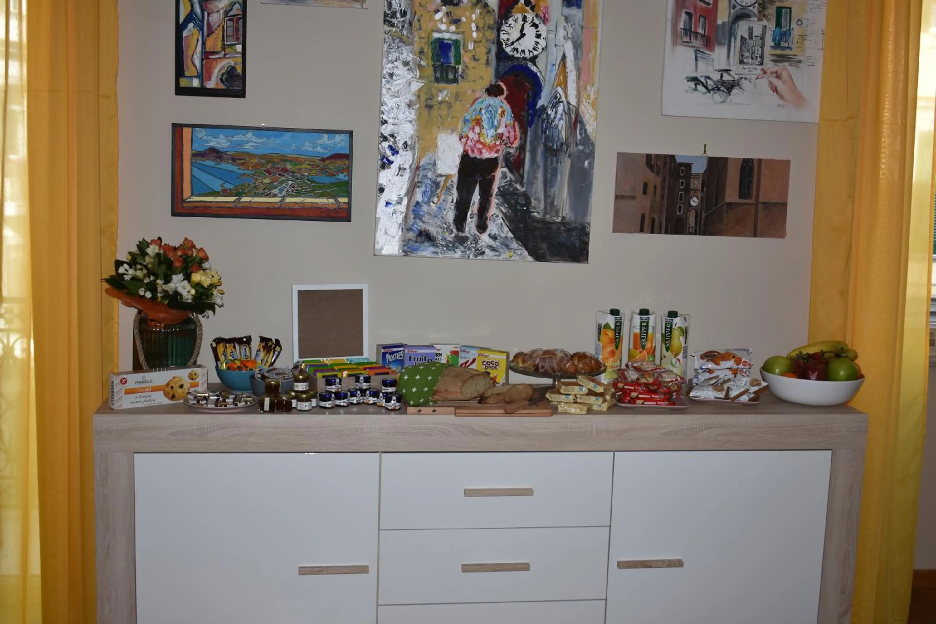 Italian breakfast in I Vicerè B&B Deluxe