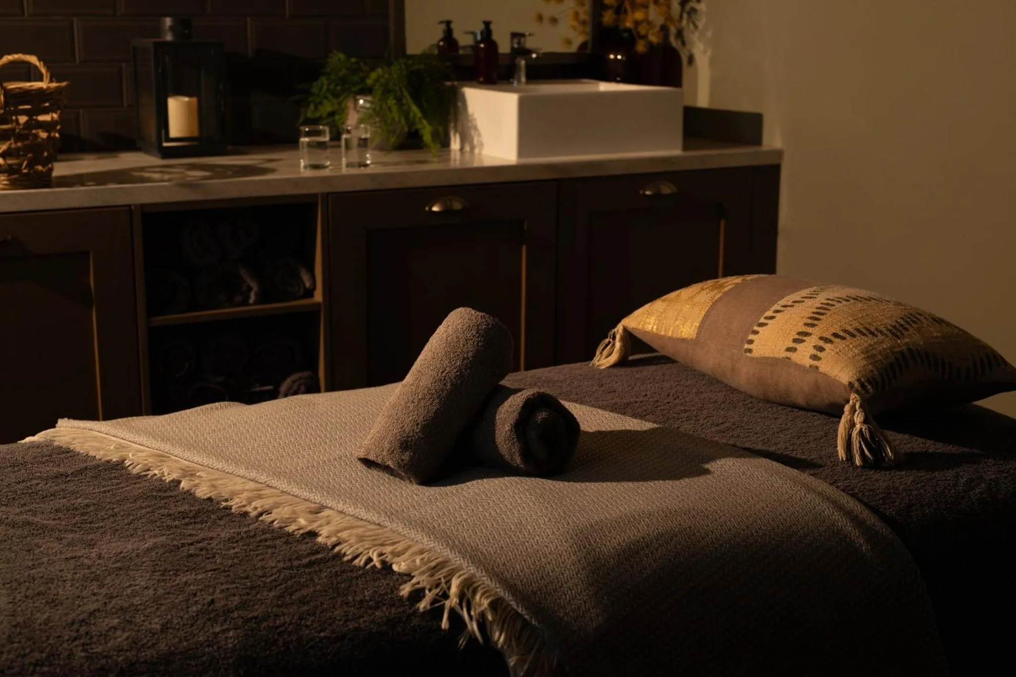 Decorative detail in Kimpton Charlotte Square by IHG