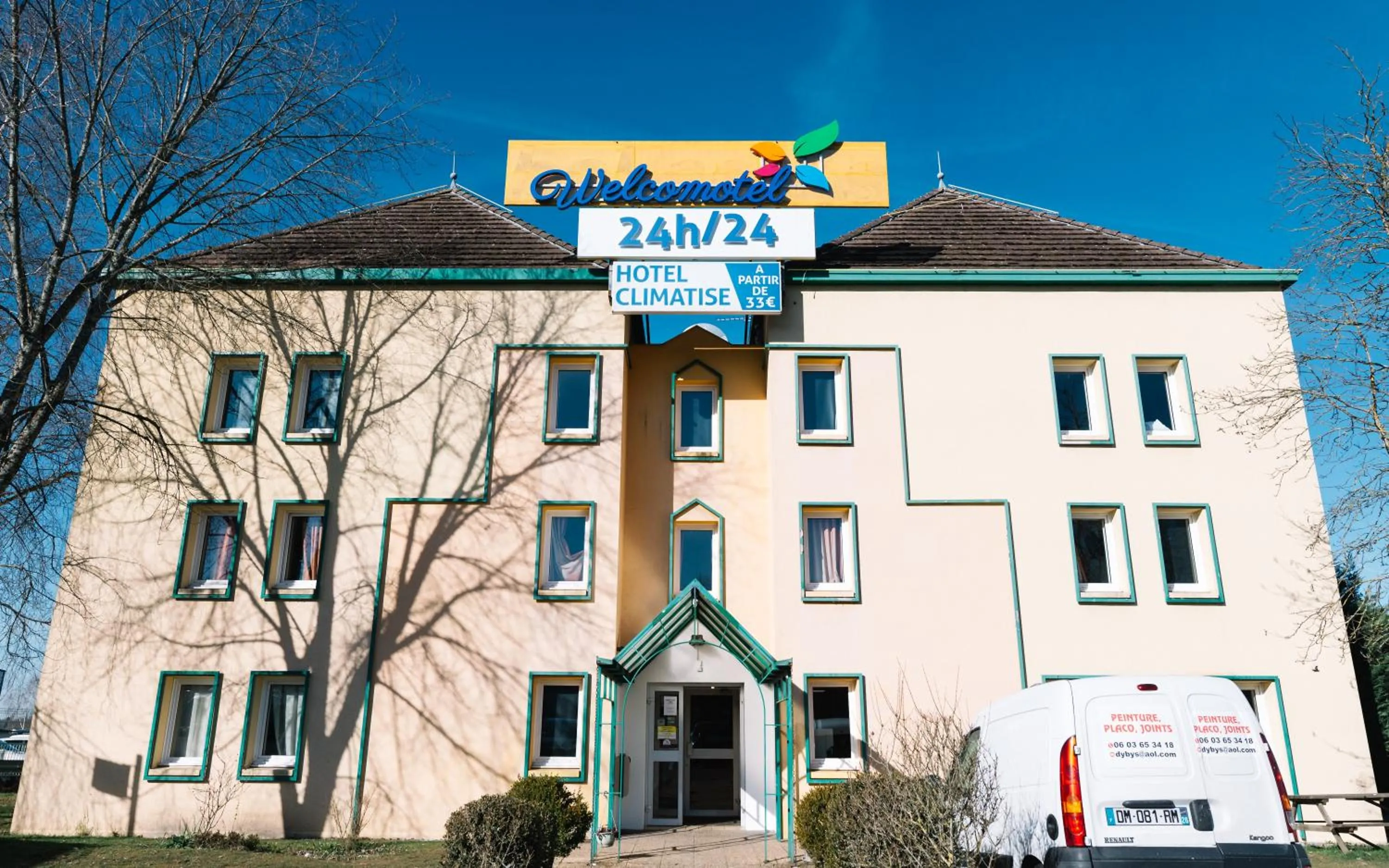Property building in Welcomotel Limoges