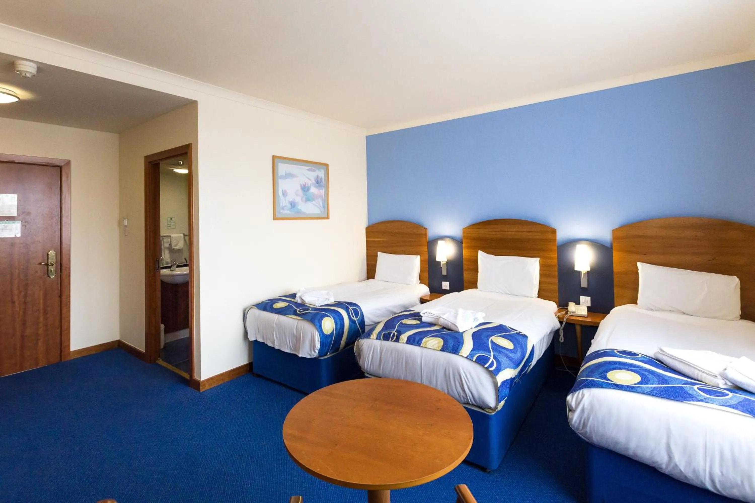 Bed in London - Wembley International Hotel