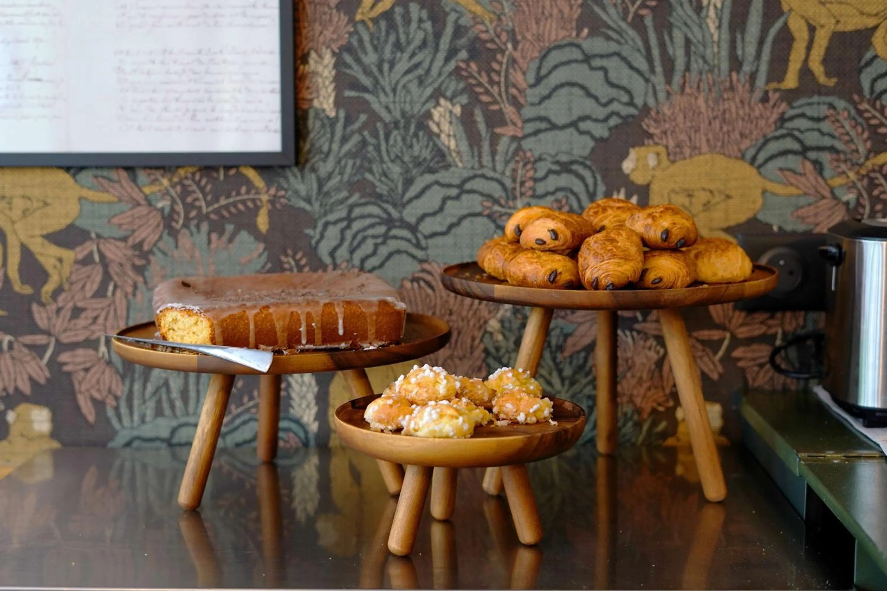 Breakfast in Hôtel Littéraire Arthur Rimbaud, BW Signature Collection