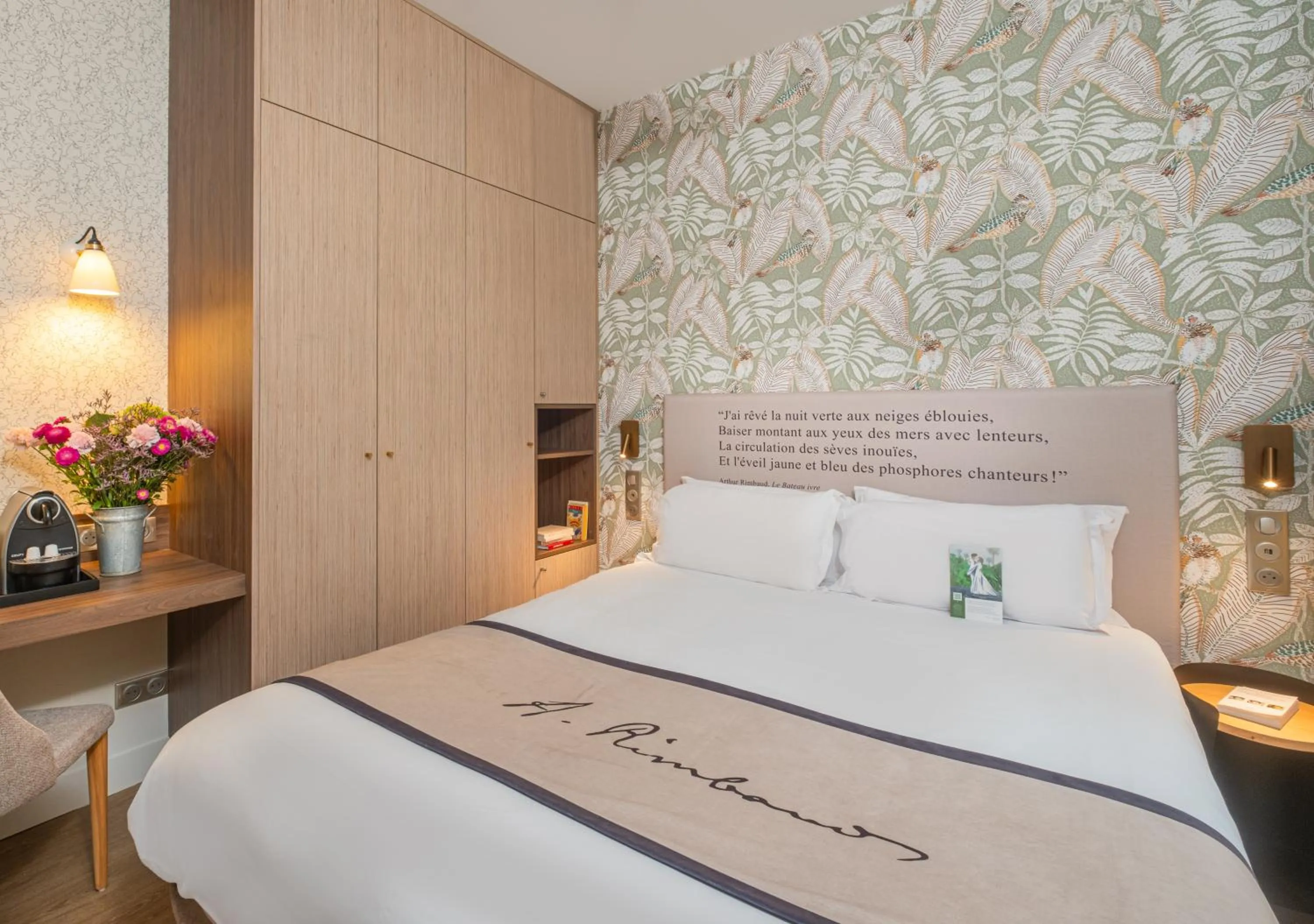 Bedroom, Bed in Hôtel Littéraire Arthur Rimbaud, BW Signature Collection