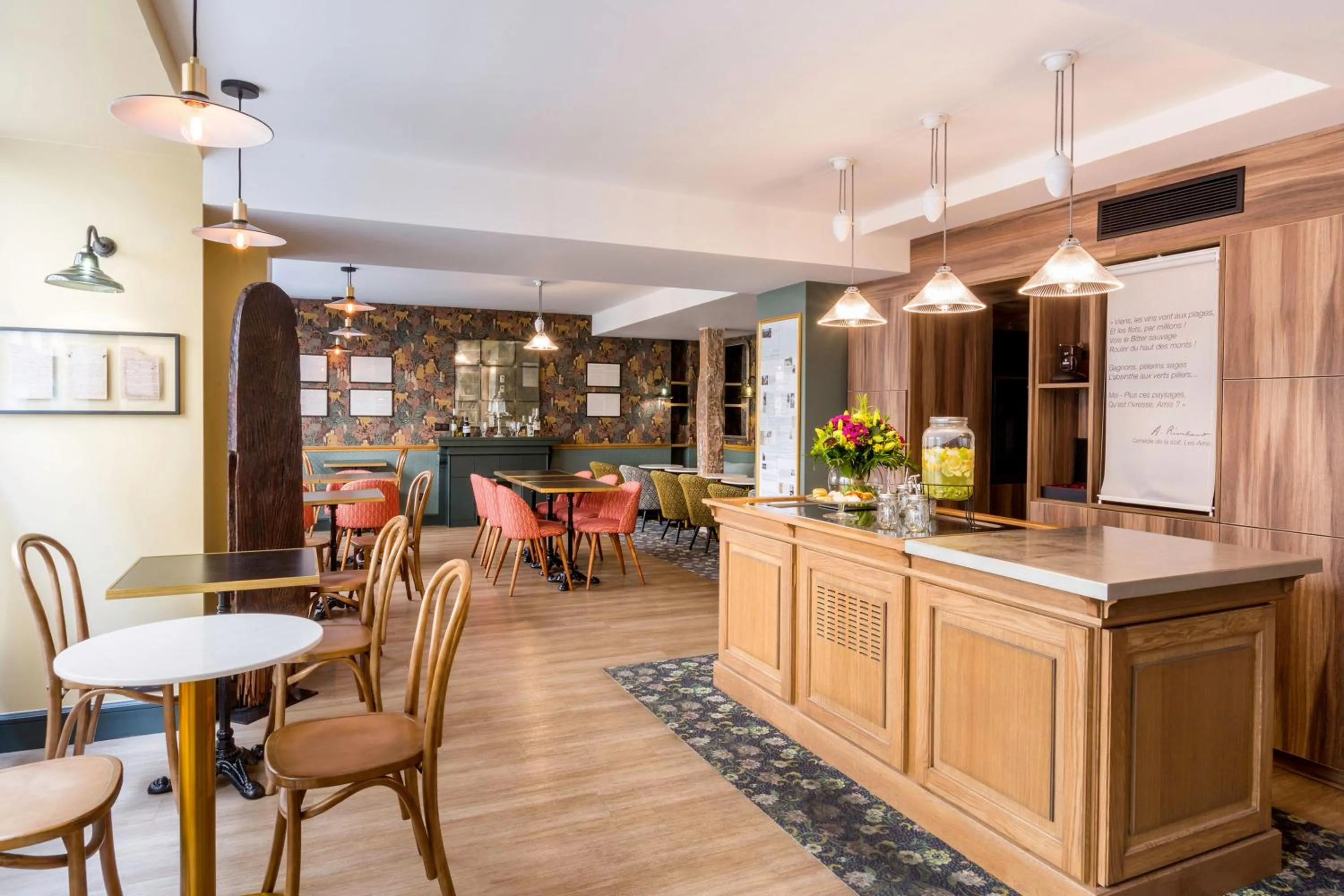 Breakfast in Hôtel Littéraire Arthur Rimbaud, BW Signature Collection