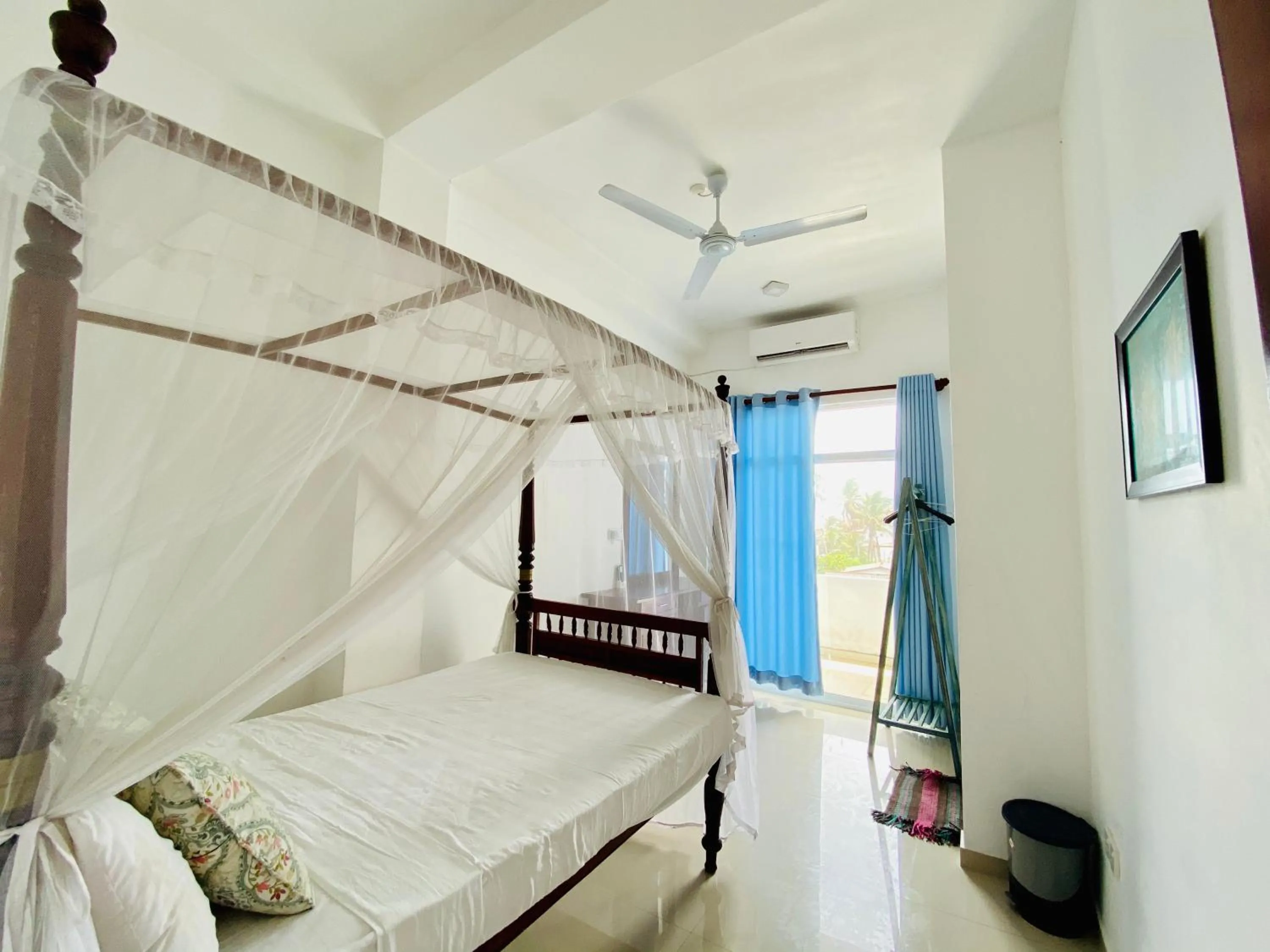 Bedroom, Bed in Bliss Apartment Hikkaduwa