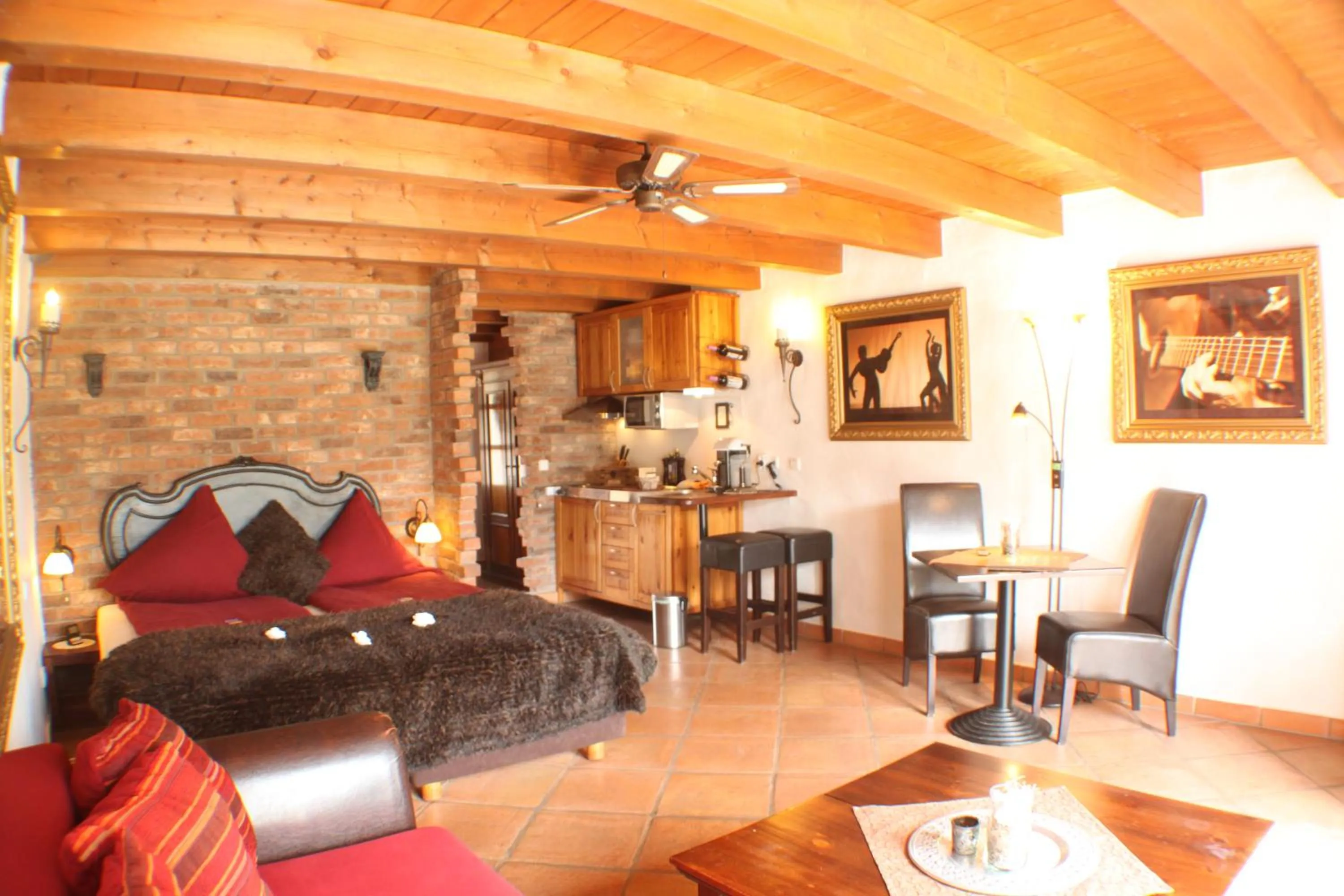 Photo of the whole room in Hazienda Apartmenthotel - Für ein paar Tage oder monatelang