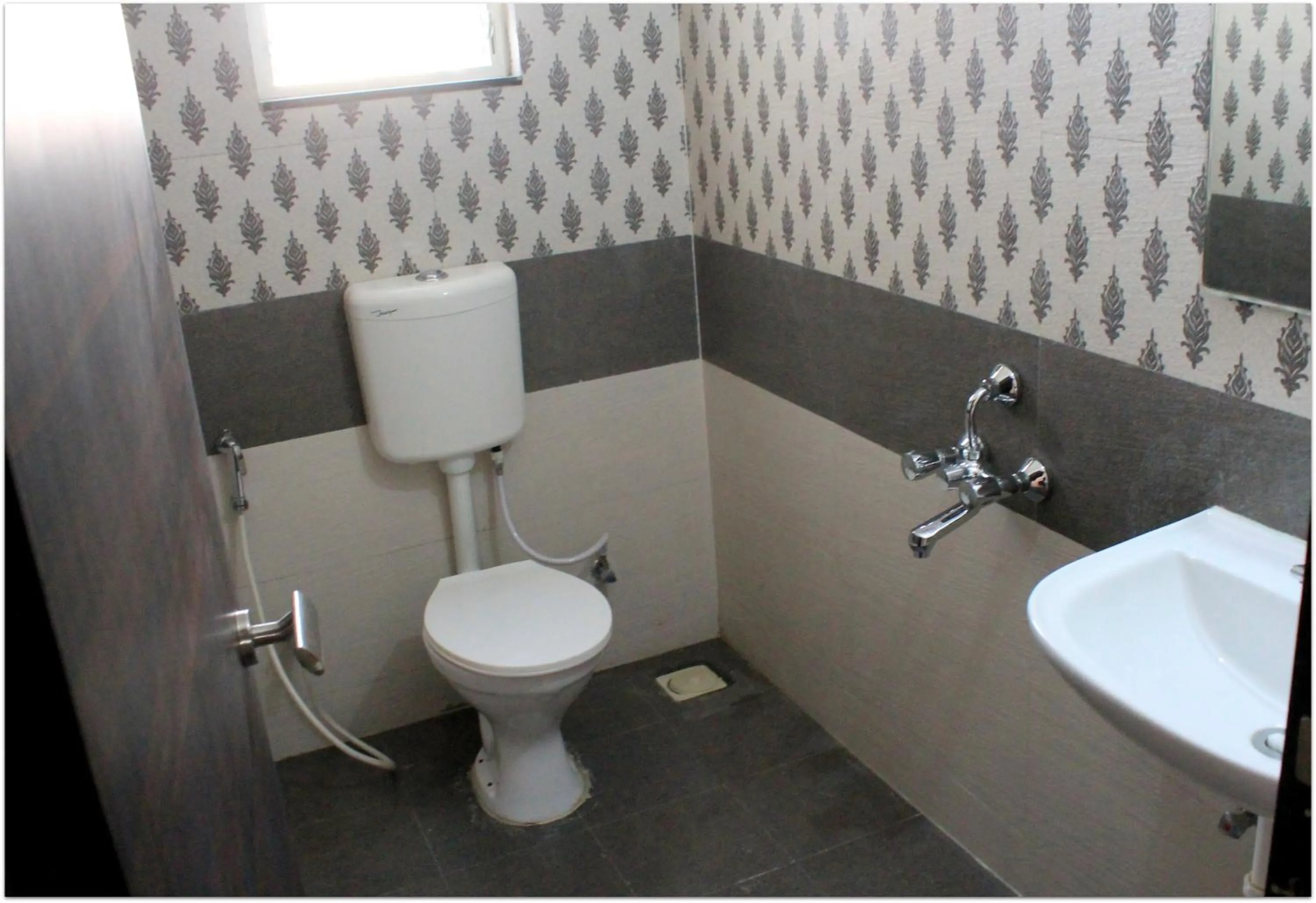 Bathroom in StayBird - Icon Bliss, An Apartment Hotel, Kharadi