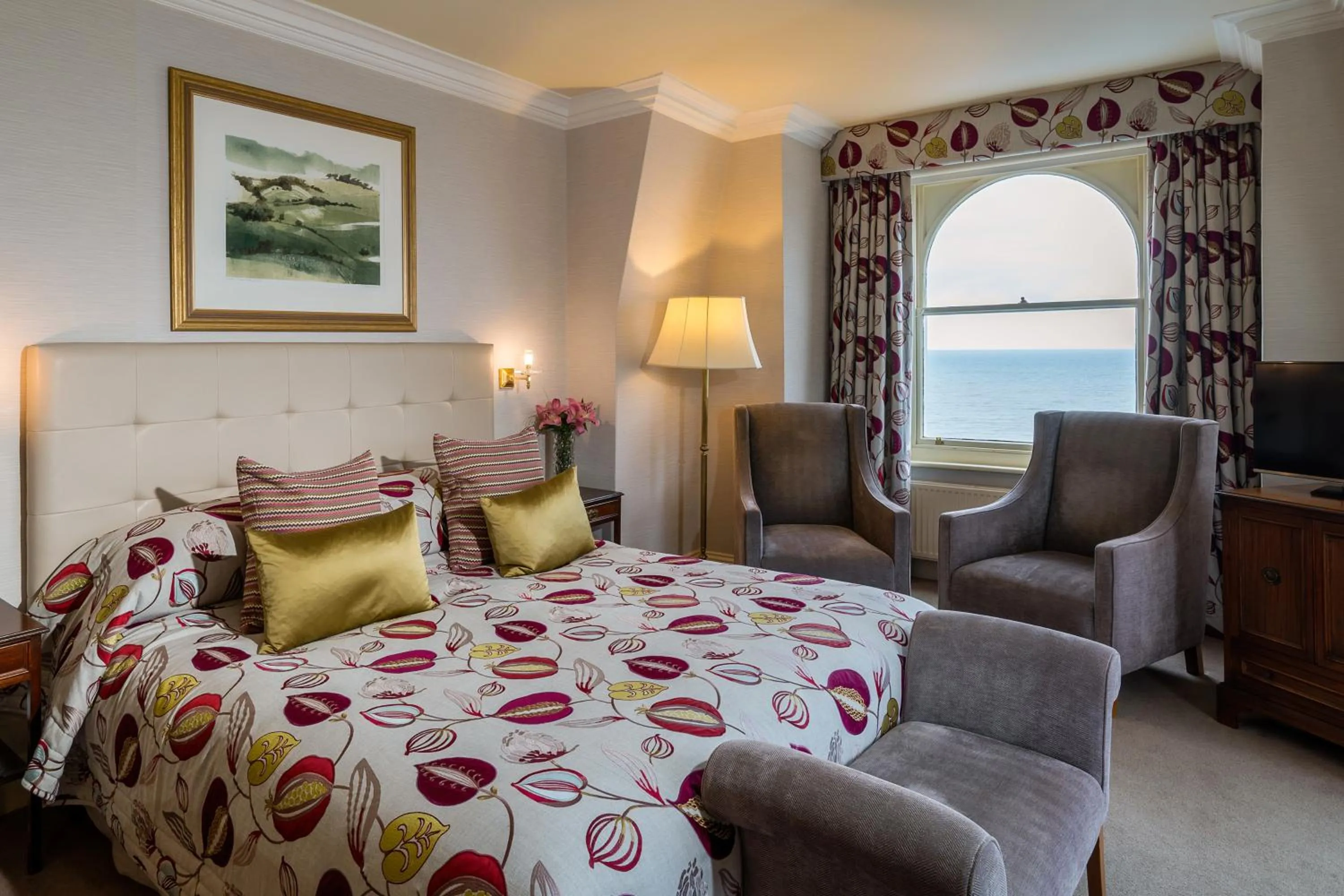 Bedroom, Bed in The Grand Hotel