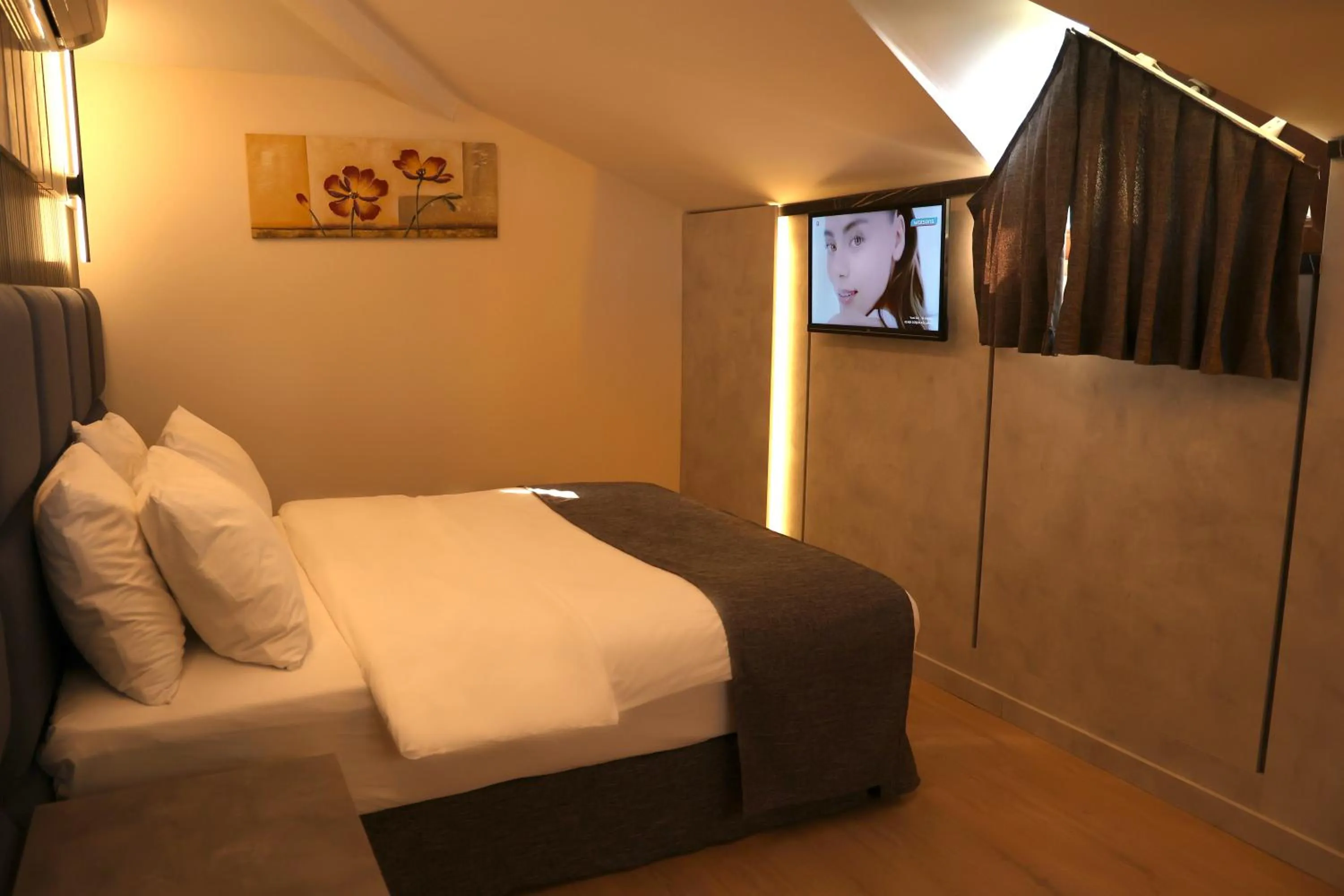 Bed in Hotel Lazlakar