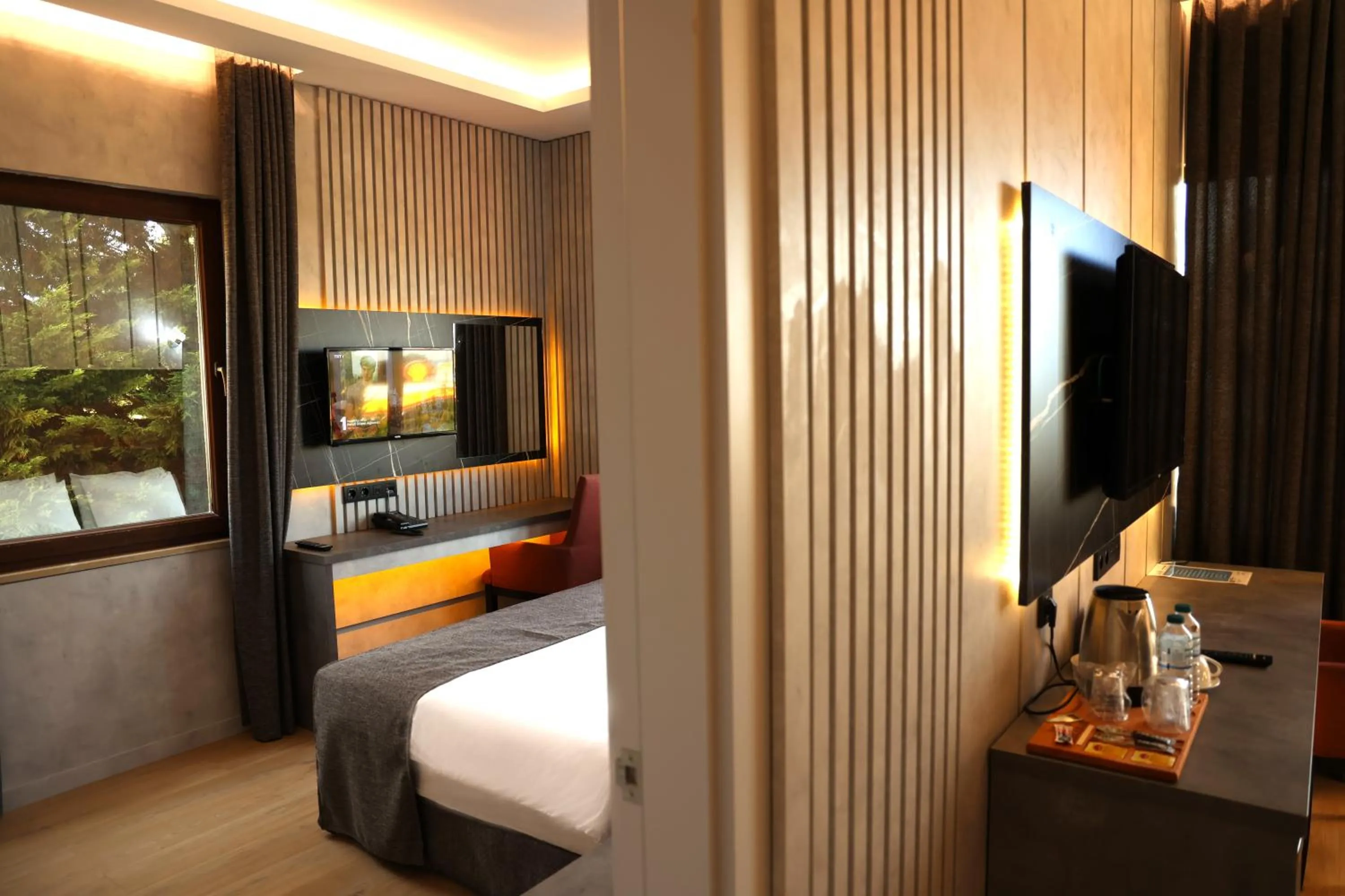 Bedroom, Bed in Hotel Lazlakar