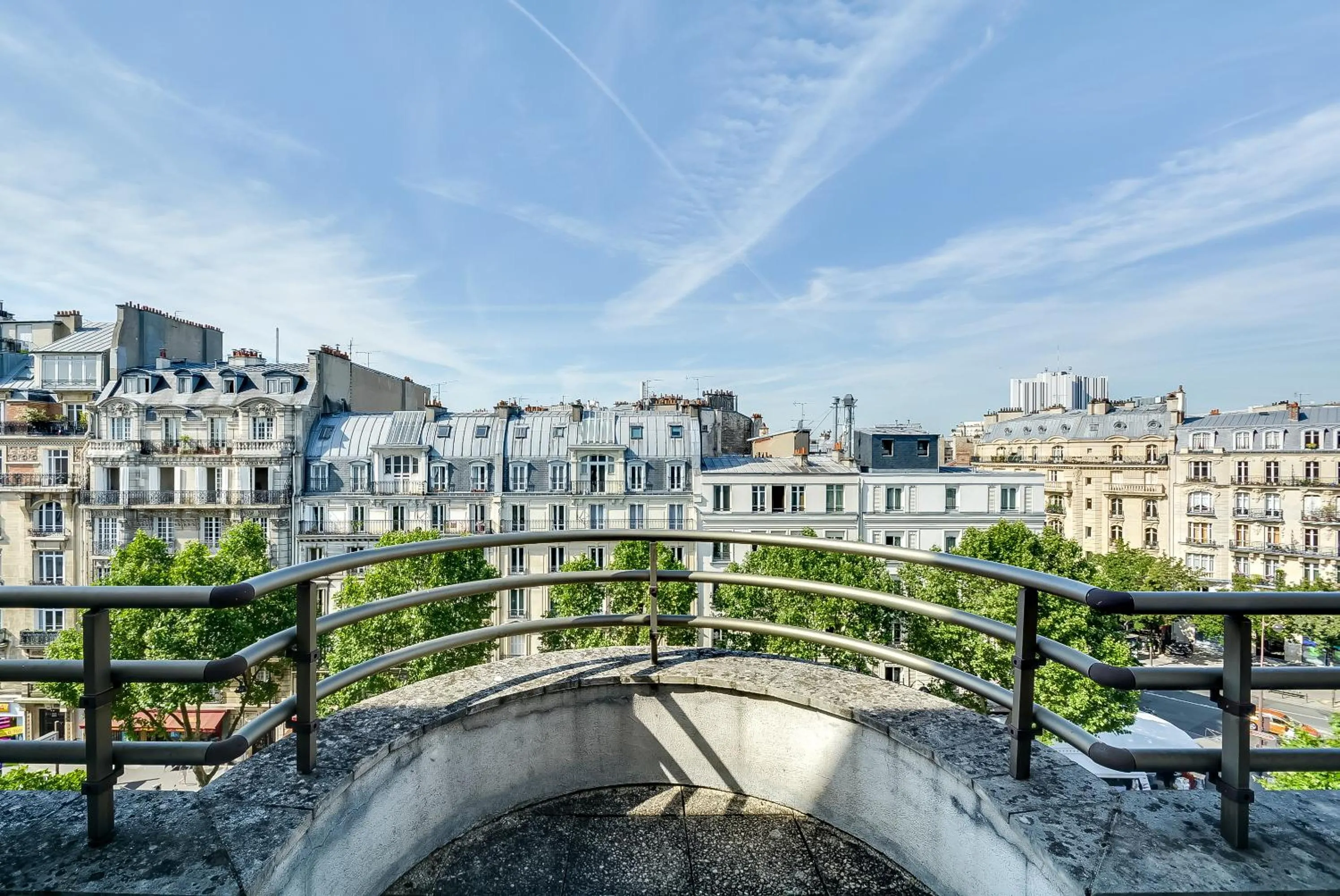 City view in Villa Luxembourg