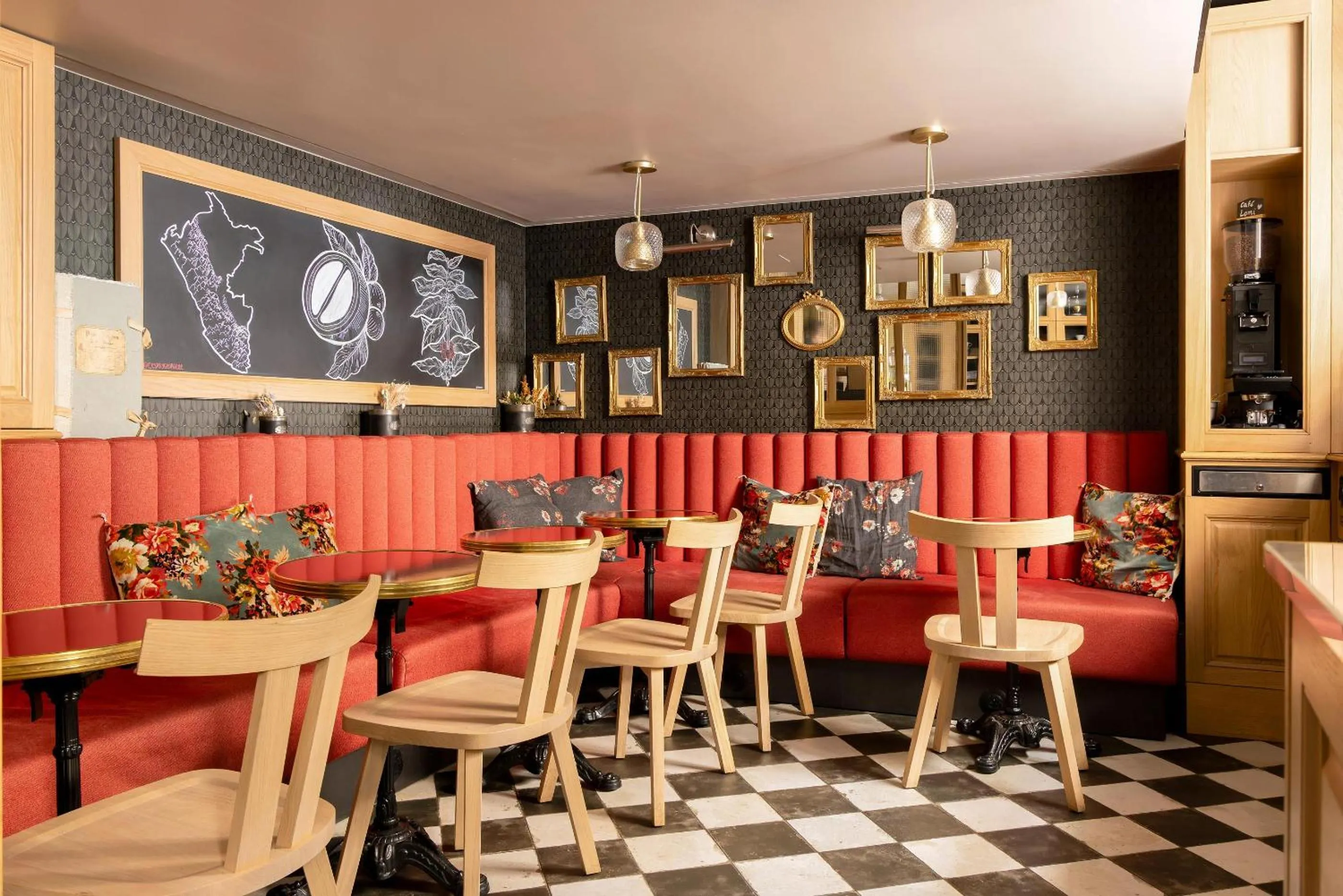 Lobby or reception in La Dépendance