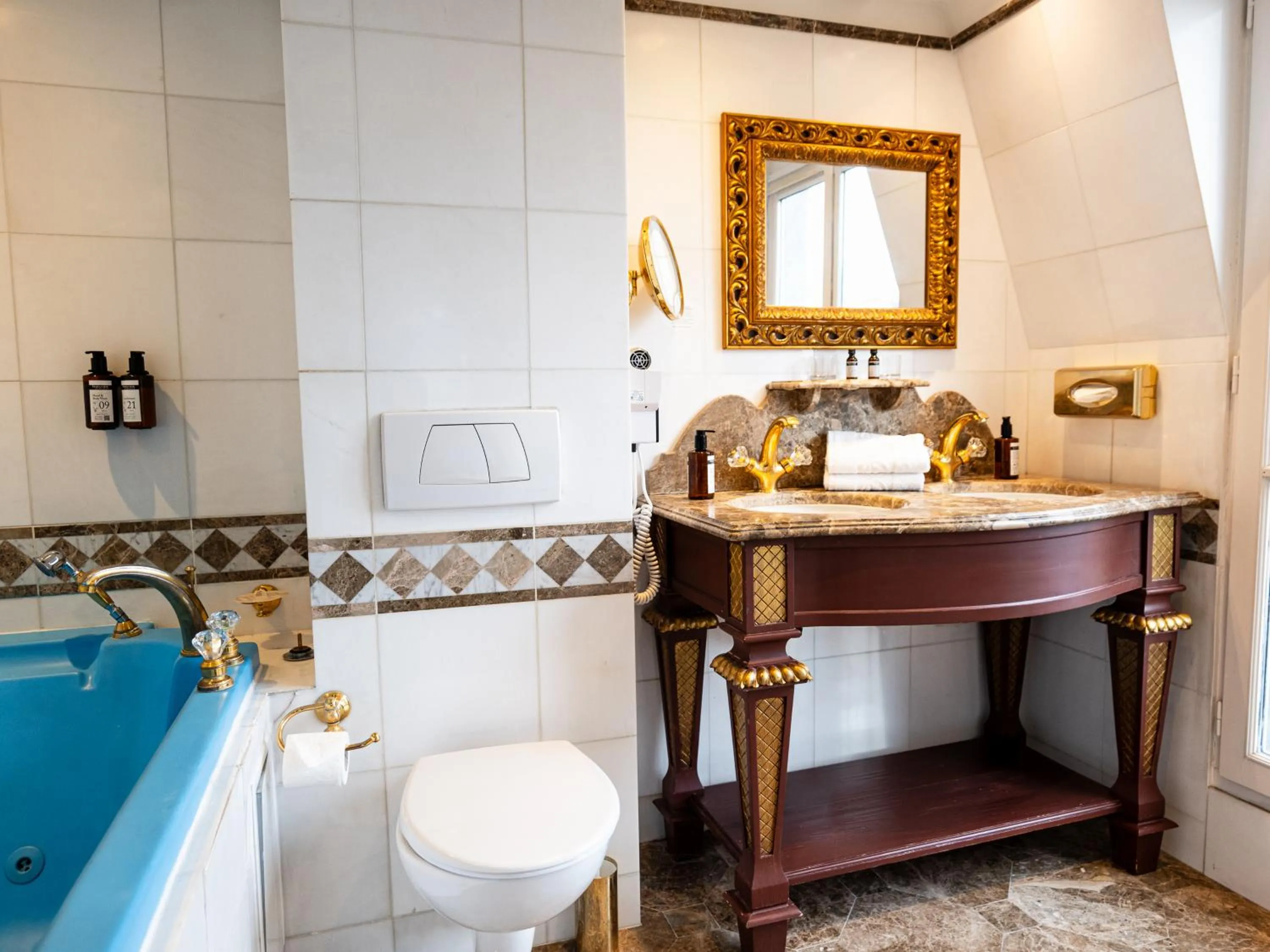 Bathroom in La Villa Royale