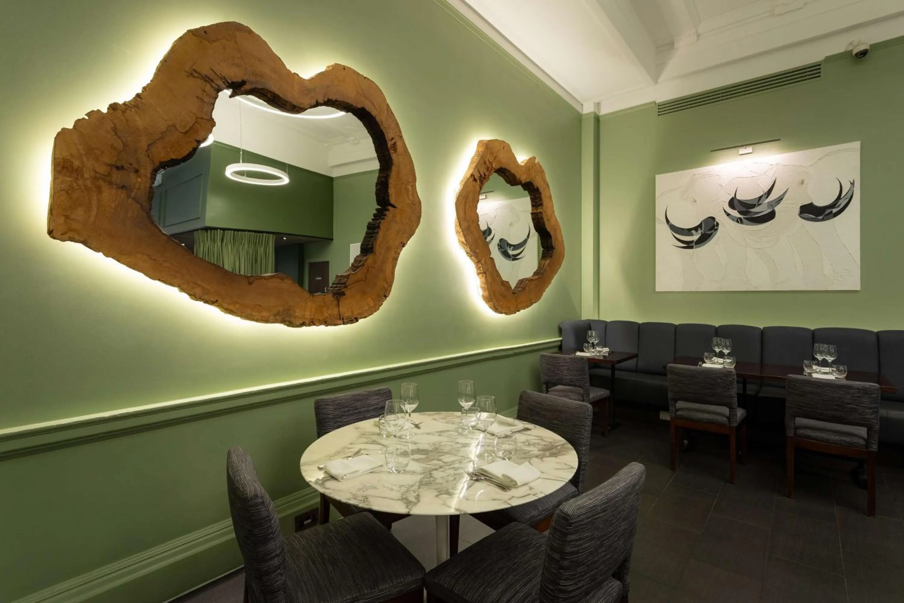 Restaurant/places to eat in Radisson Blu Edwardian Grafton Hotel, London