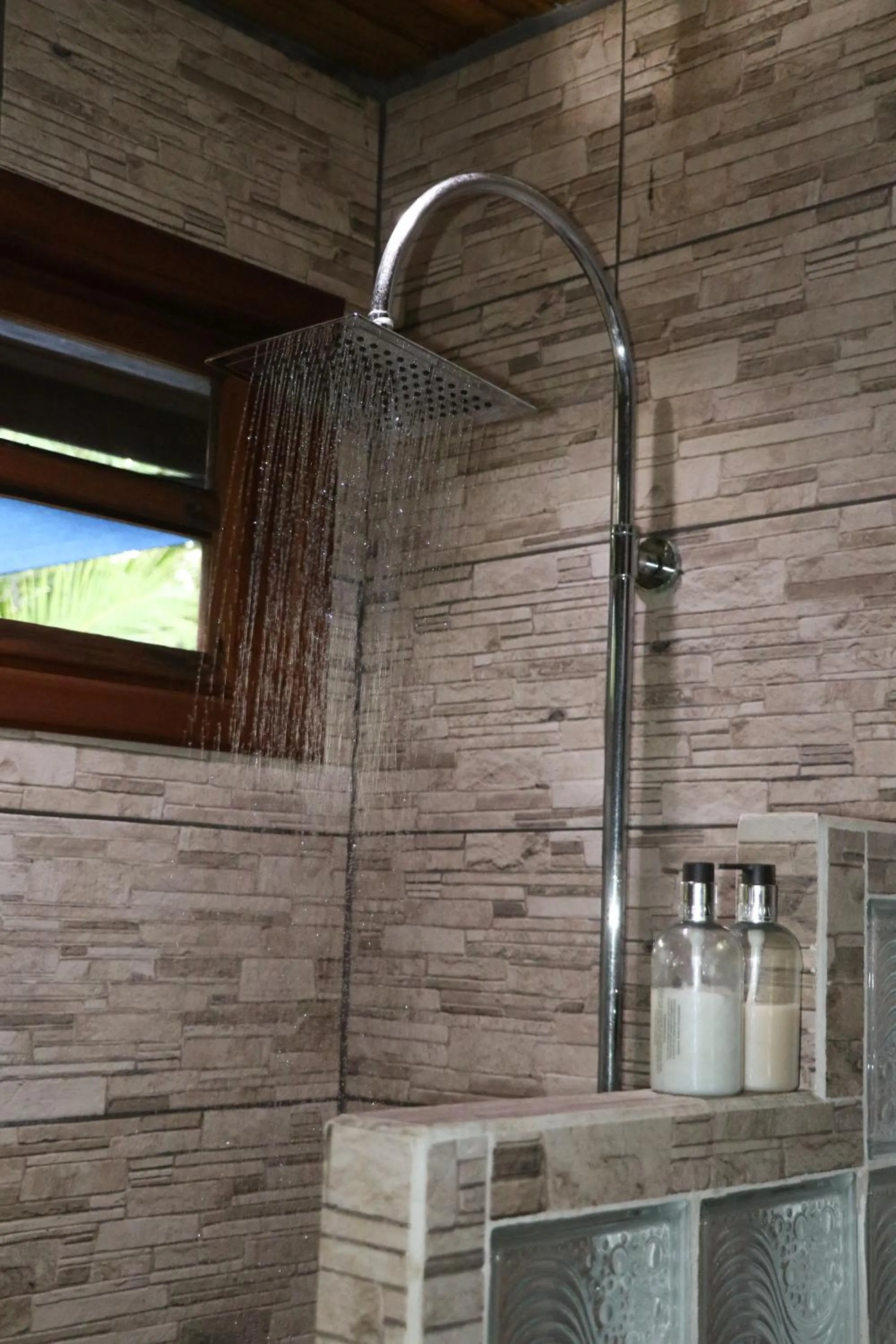 Shower in Oasis Bluff Beach