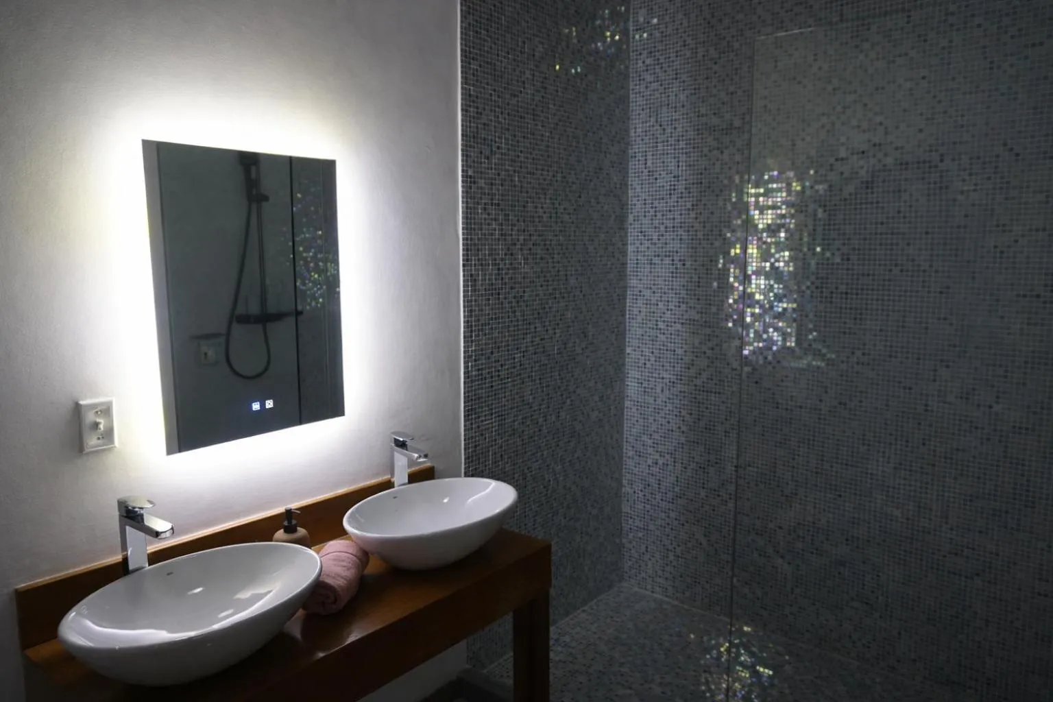 Bathroom in Oasis Bluff Beach