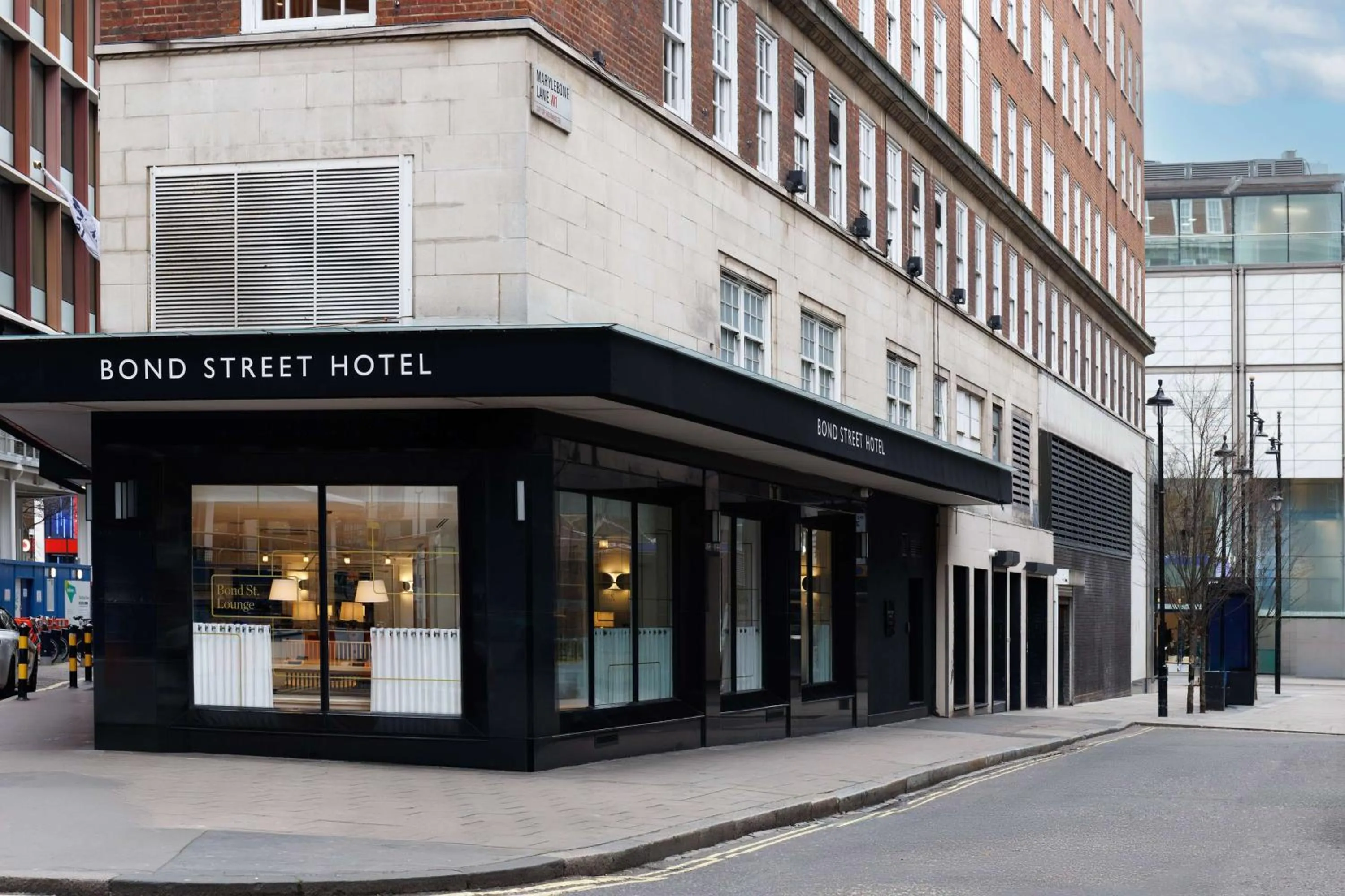 Property building in Radisson Blu Hotel, London Bond Street
