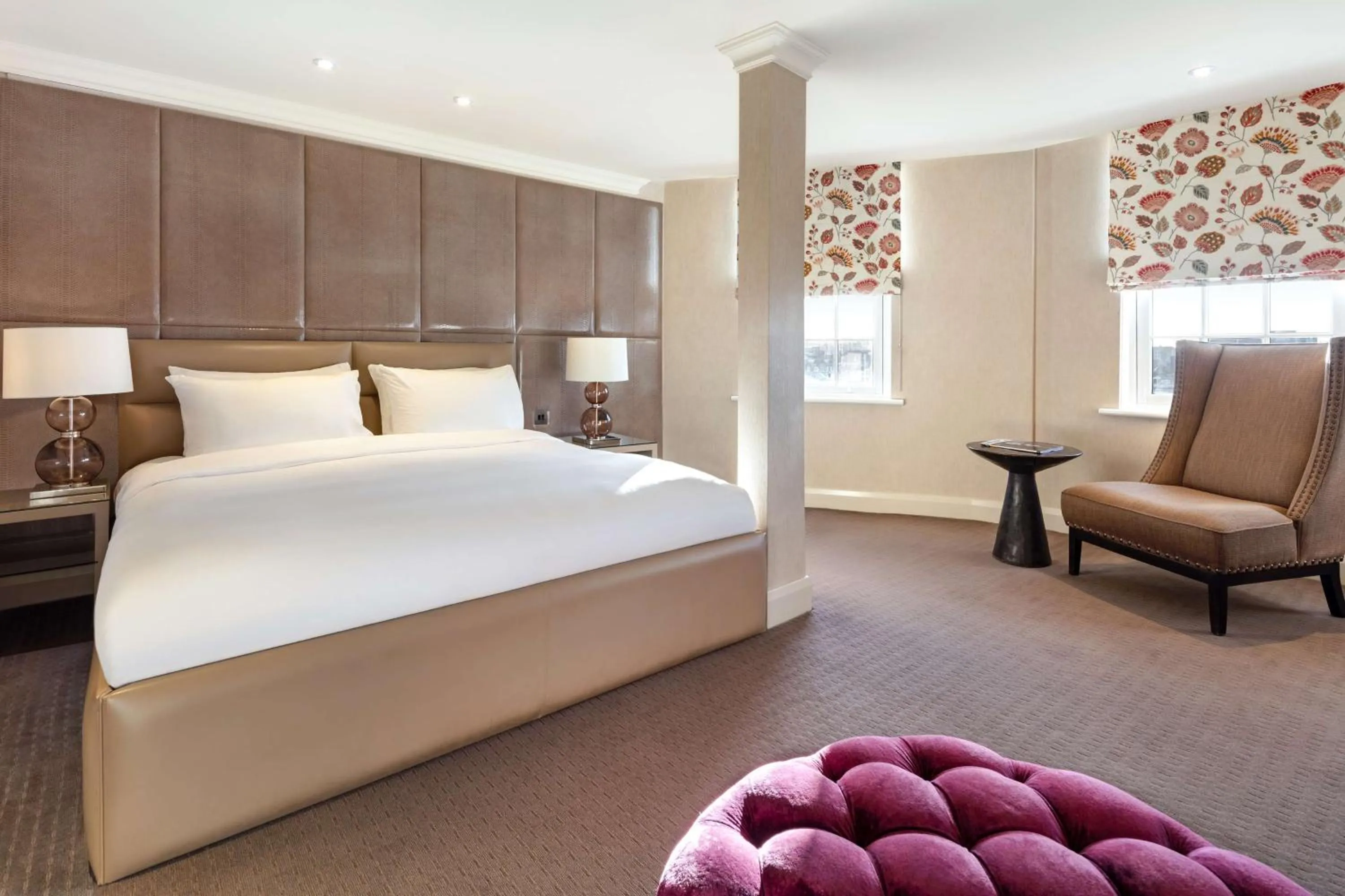 Photo of the whole room, Bed in Radisson Blu Hotel, London Bond Street