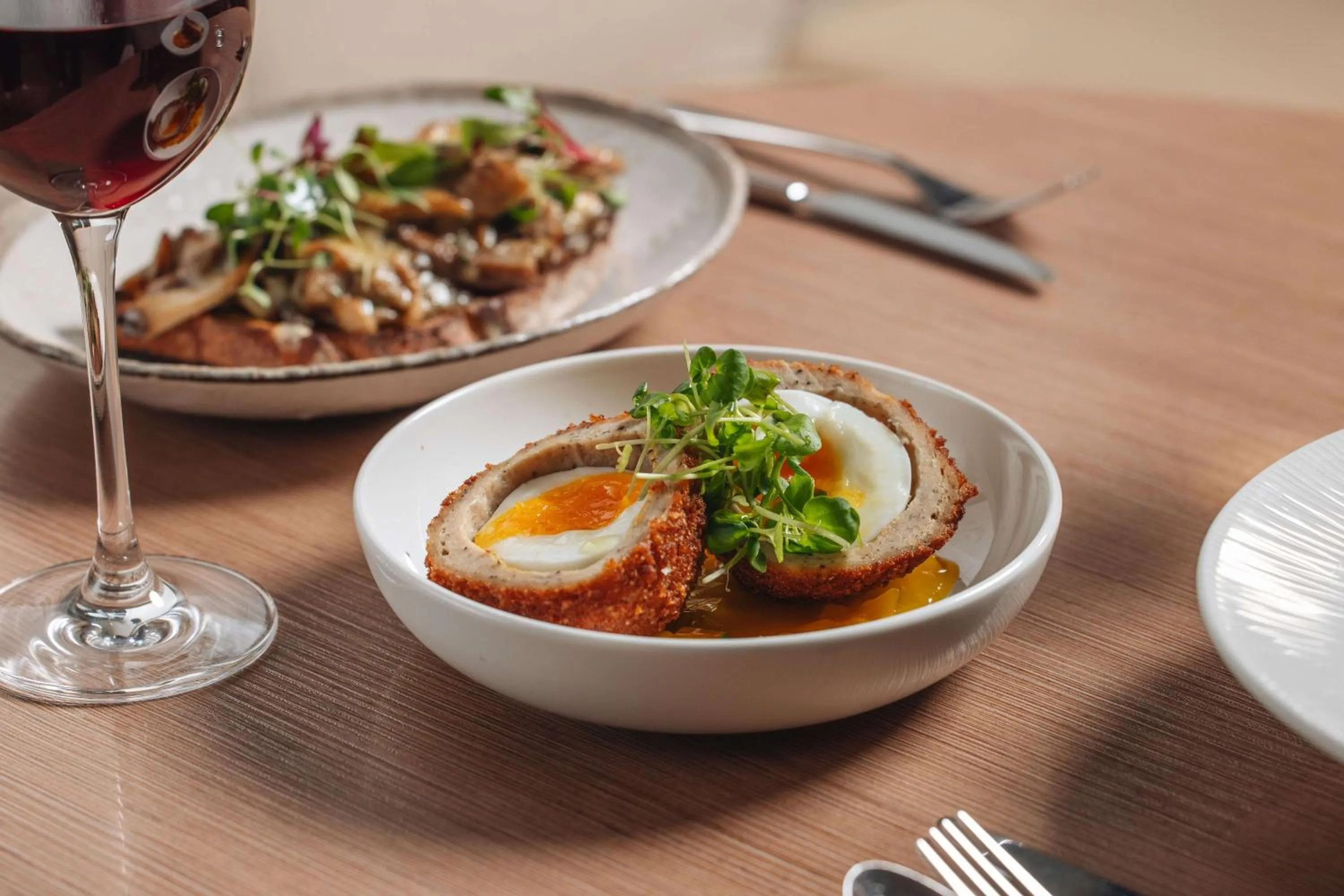 Food and drinks in Radisson Blu Hotel, London Tottenham Court Road