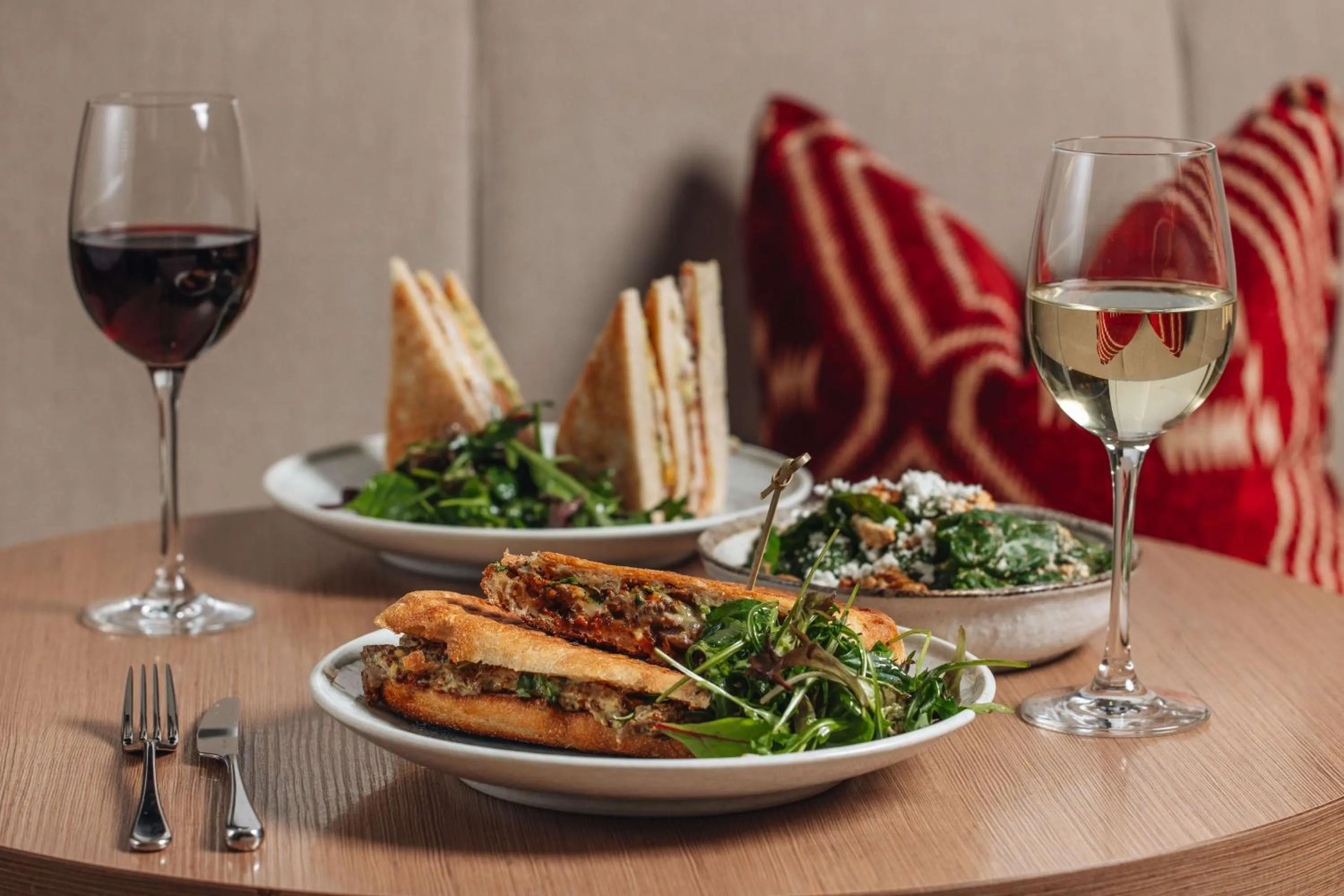 Food and drinks in Radisson Blu Hotel, London Tottenham Court Road