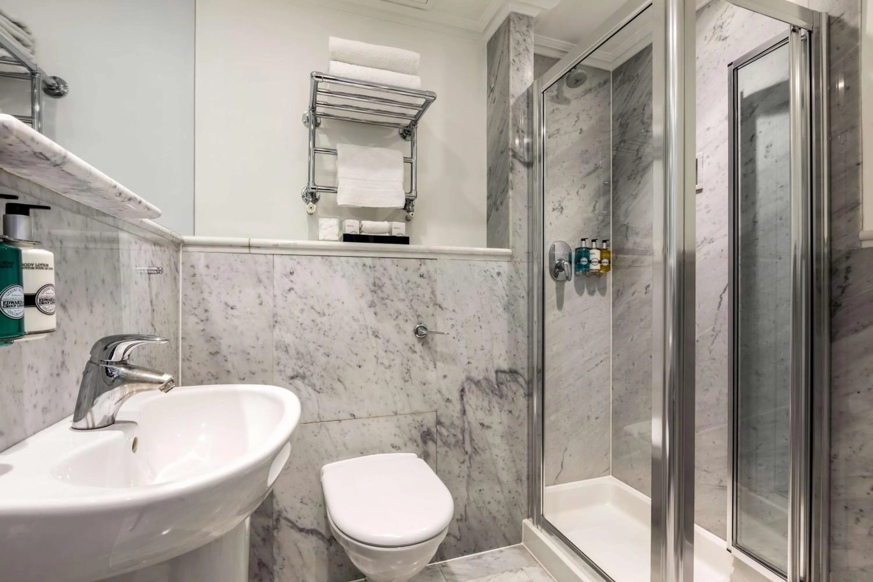 Bathroom in Radisson Blu Hotel, London Tottenham Court Road