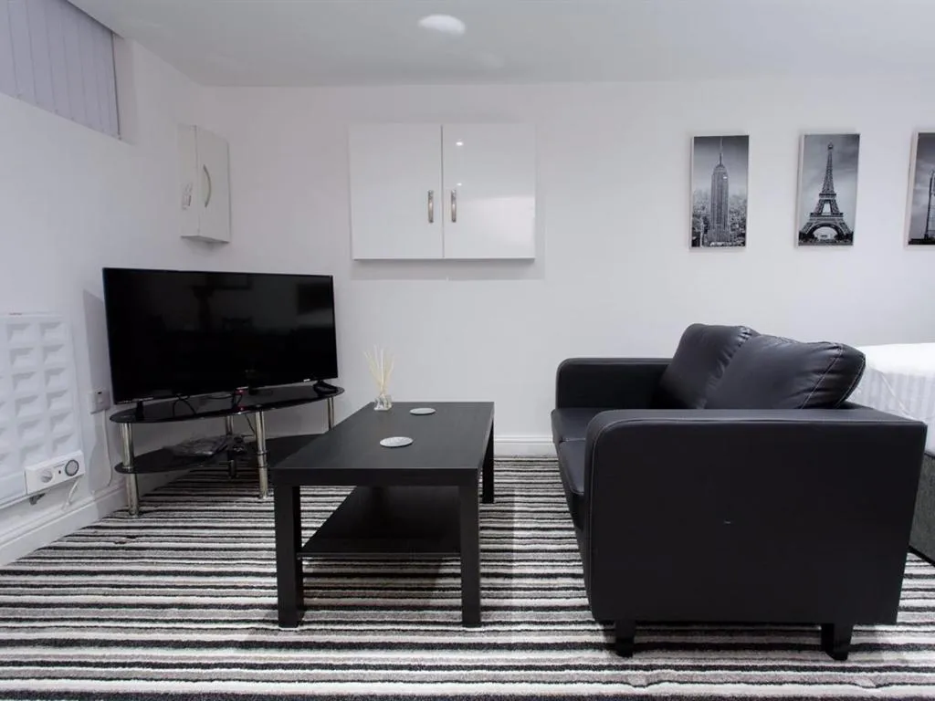 Living room in Shaftesbury Apartment