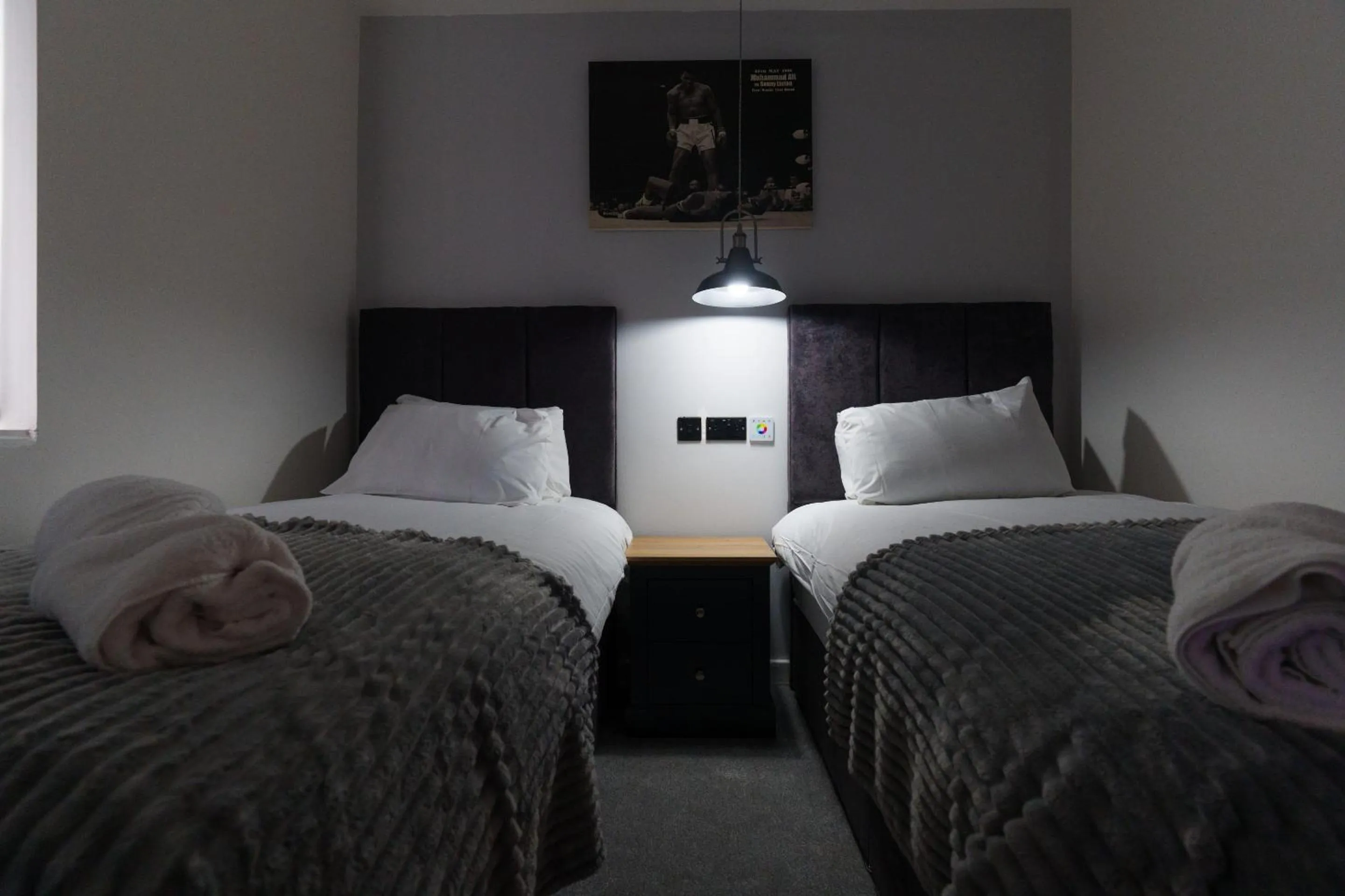 Bedroom, Bed in Fewston House