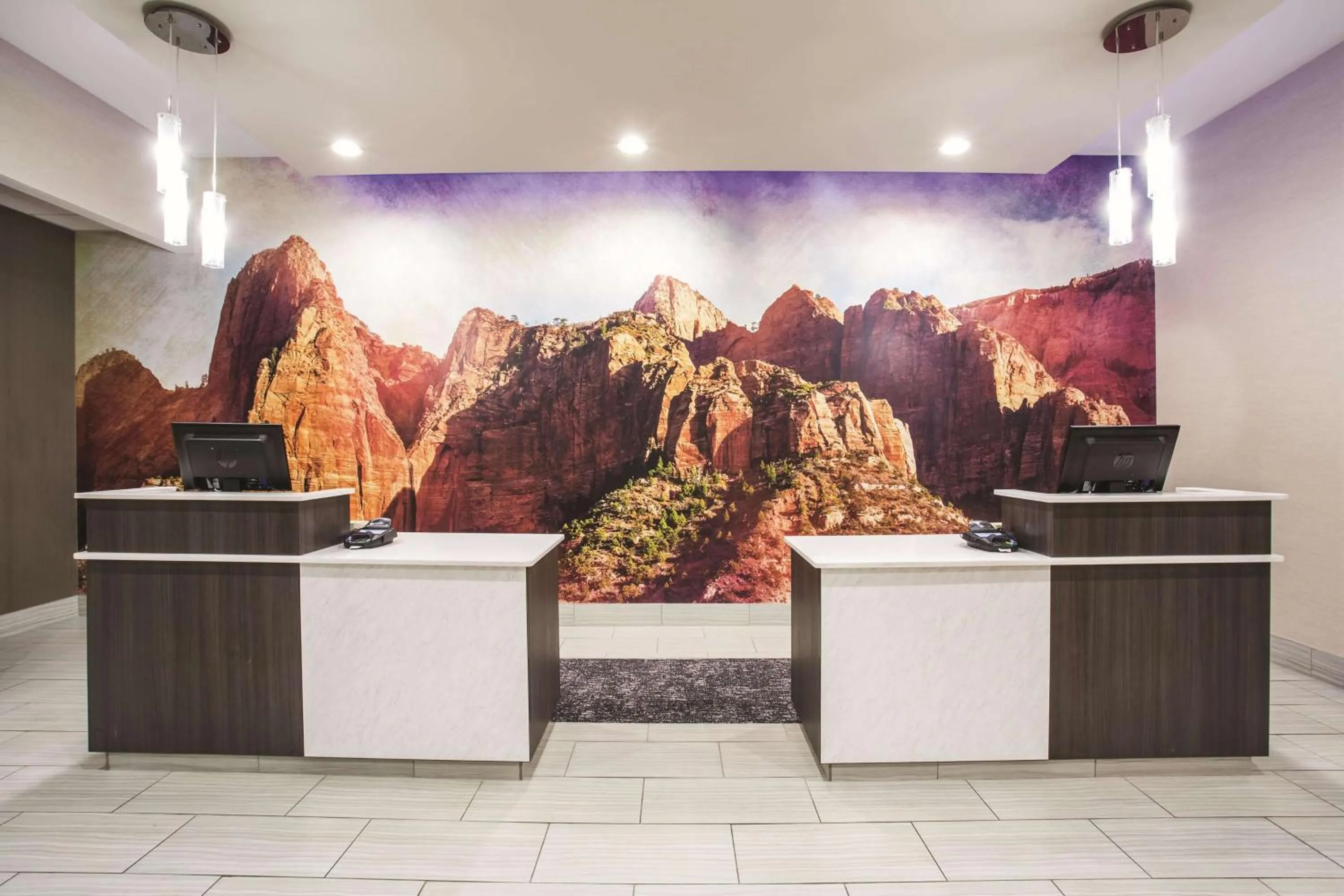 Lobby or reception in La Quinta by Wyndham La Verkin - Gateway to Zion