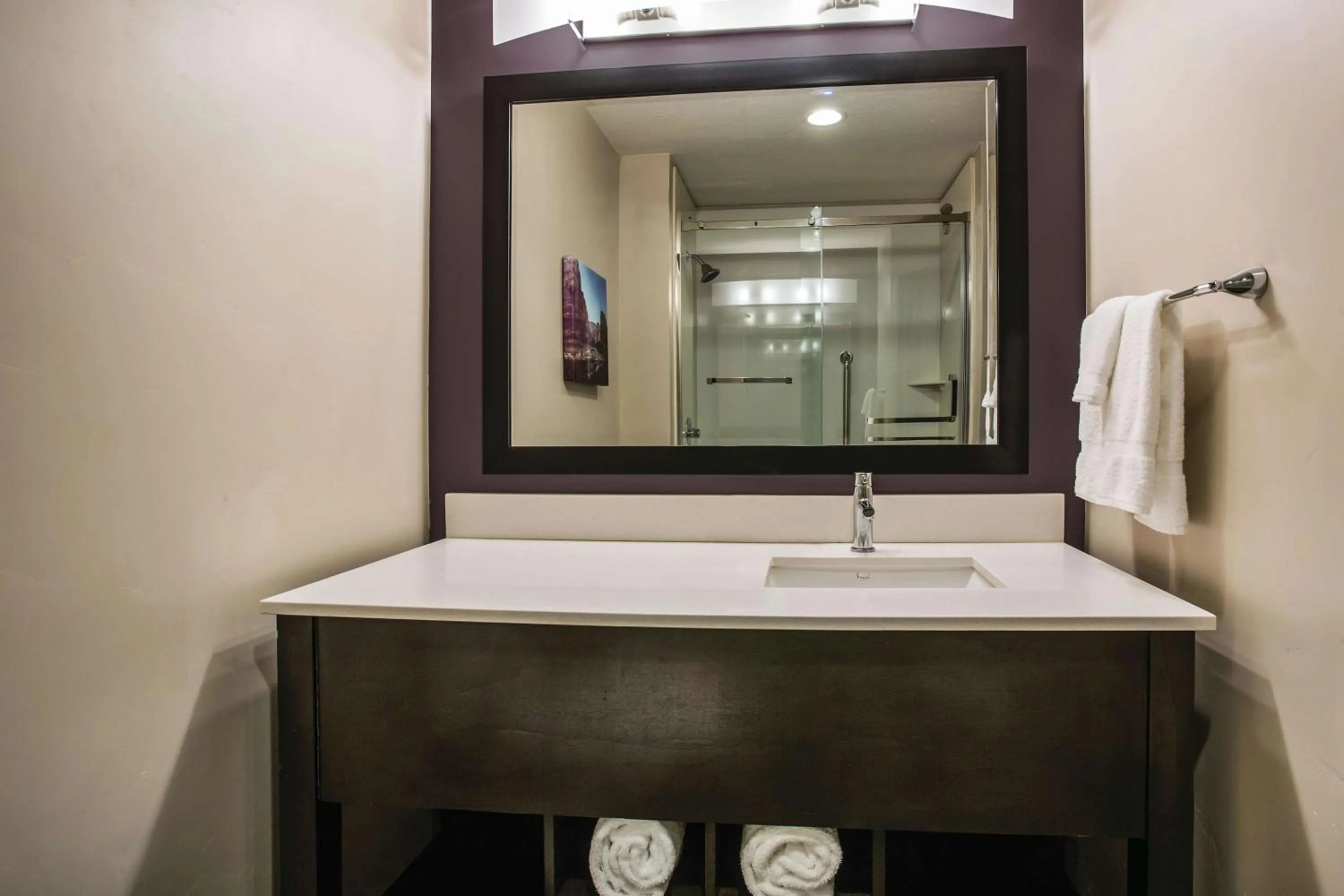 Photo of the whole room in La Quinta by Wyndham La Verkin - Gateway to Zion